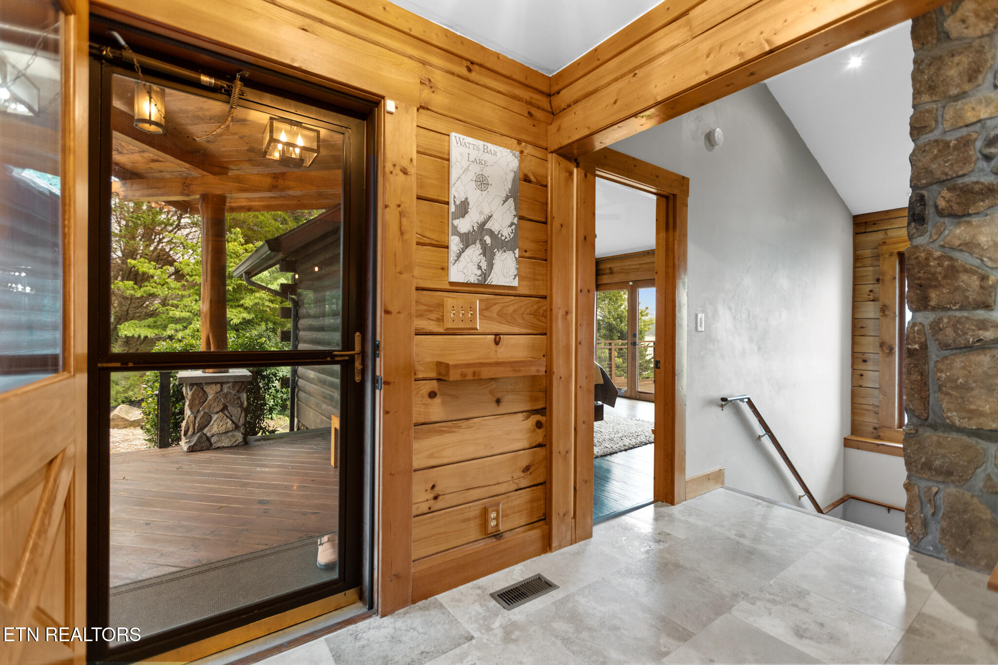 114 Chickasaw Point Ten Mile TN 37880