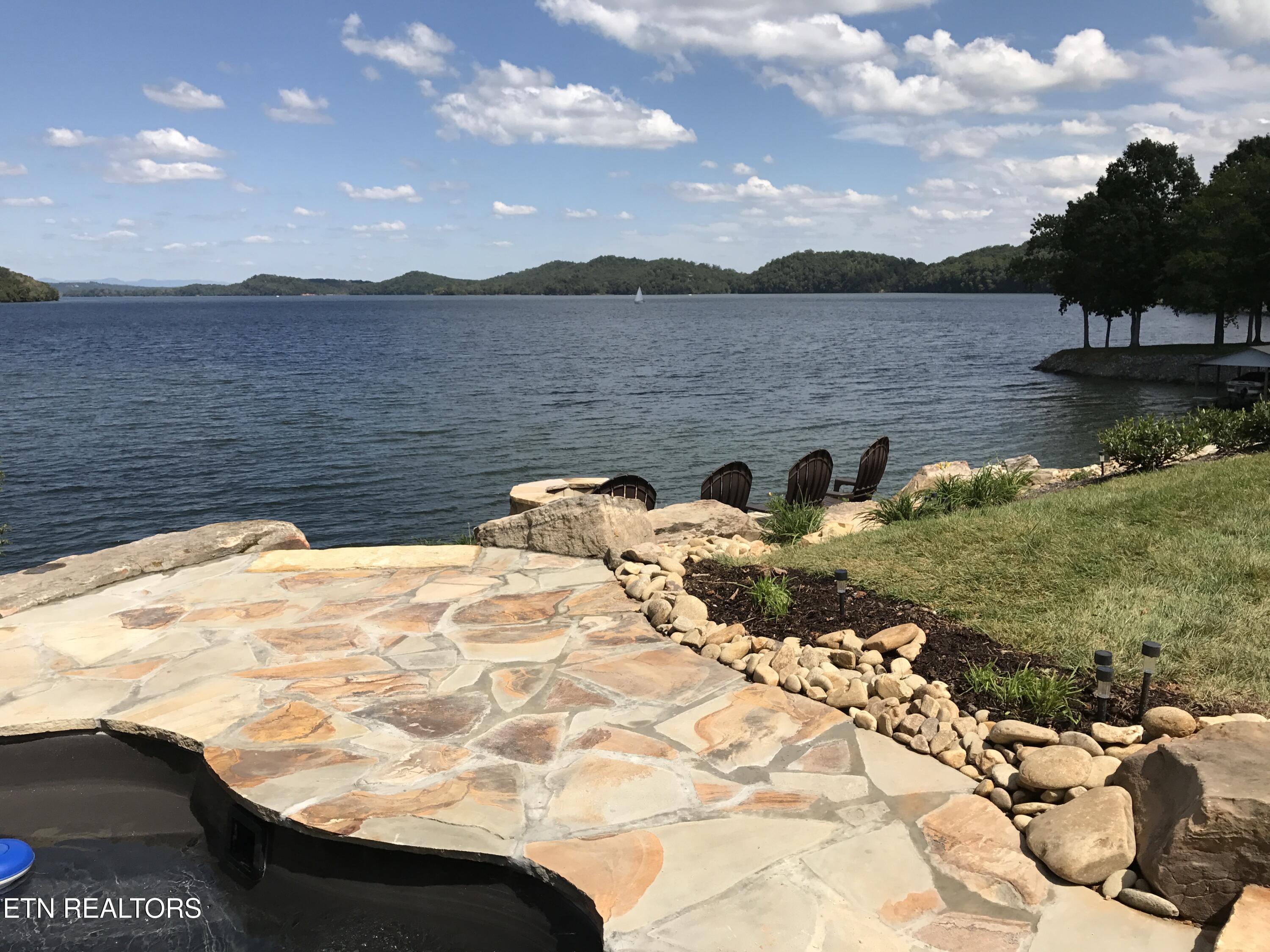 114 Chickasaw Point Ten Mile TN 37880