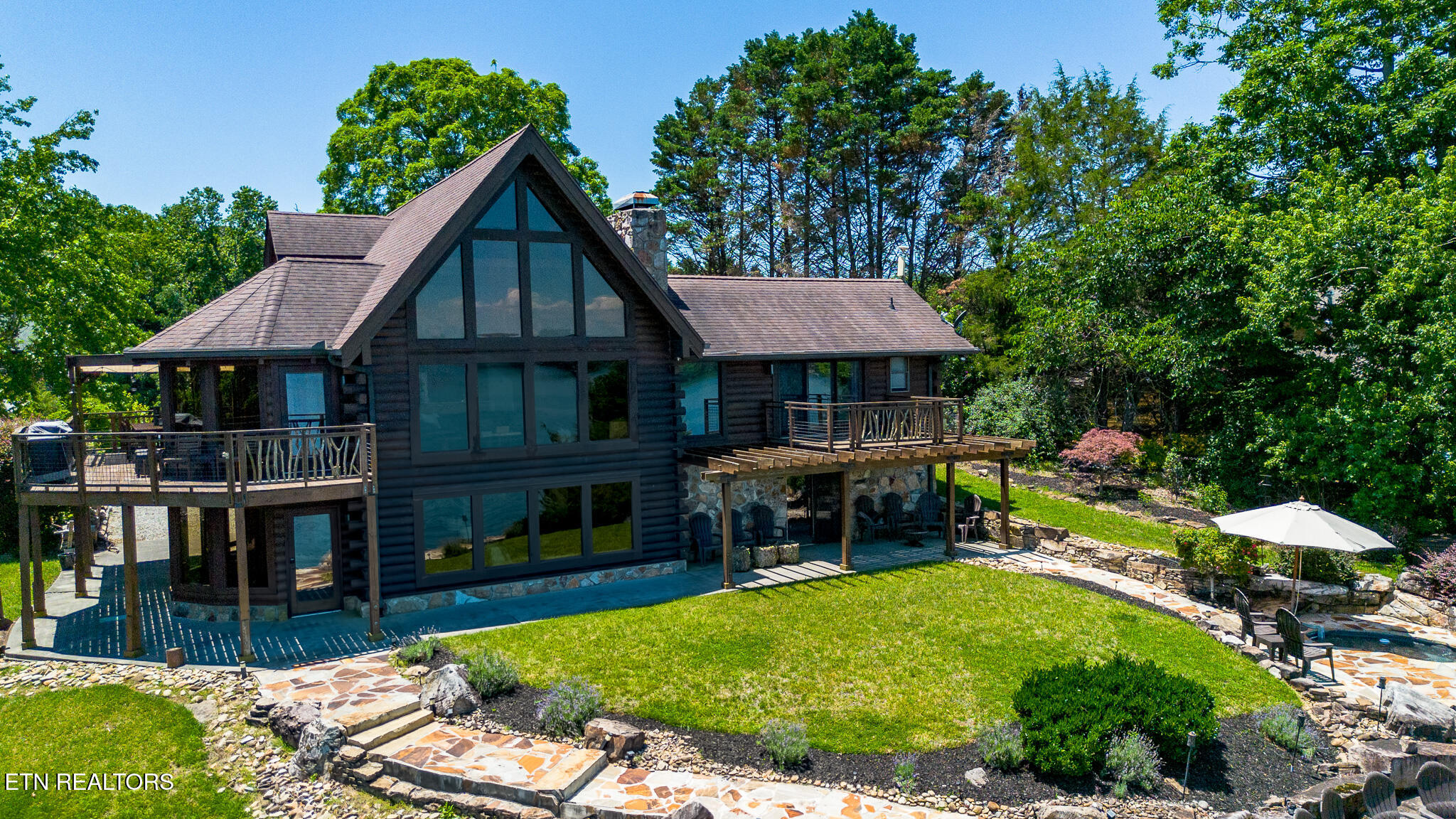 114 Chickasaw Point Ten Mile TN 37880