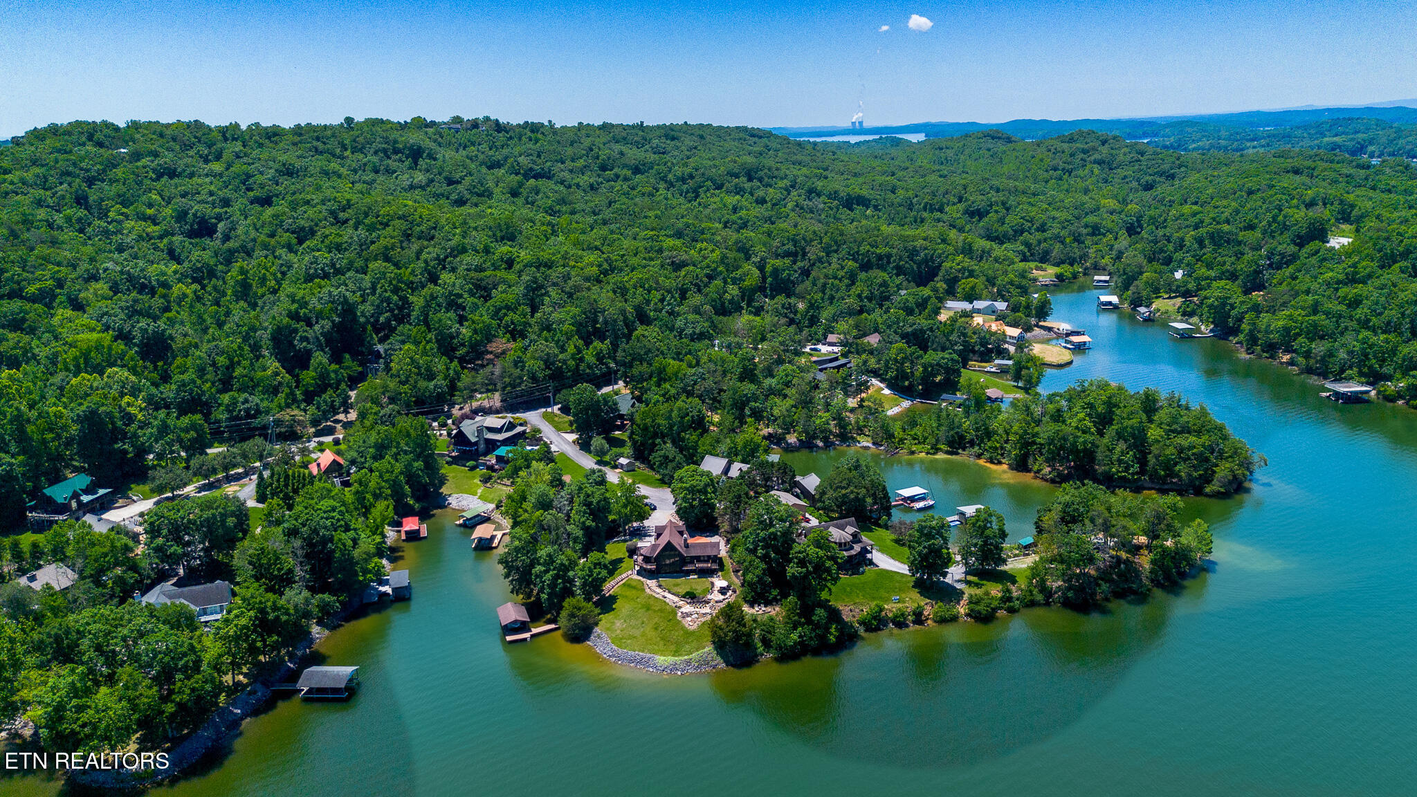 114 Chickasaw Point Ten Mile TN 37880