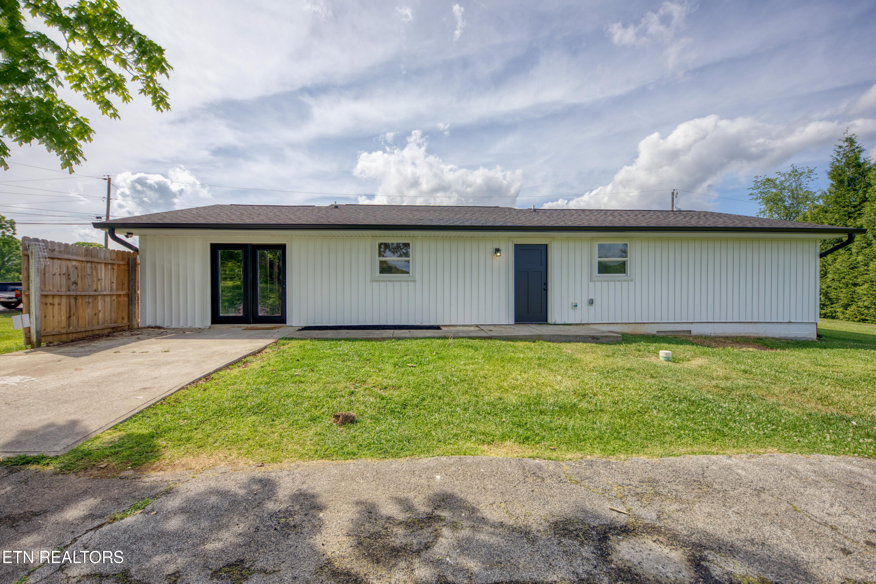 2802 Shiloh Circle Strawberry Plains TN 37871