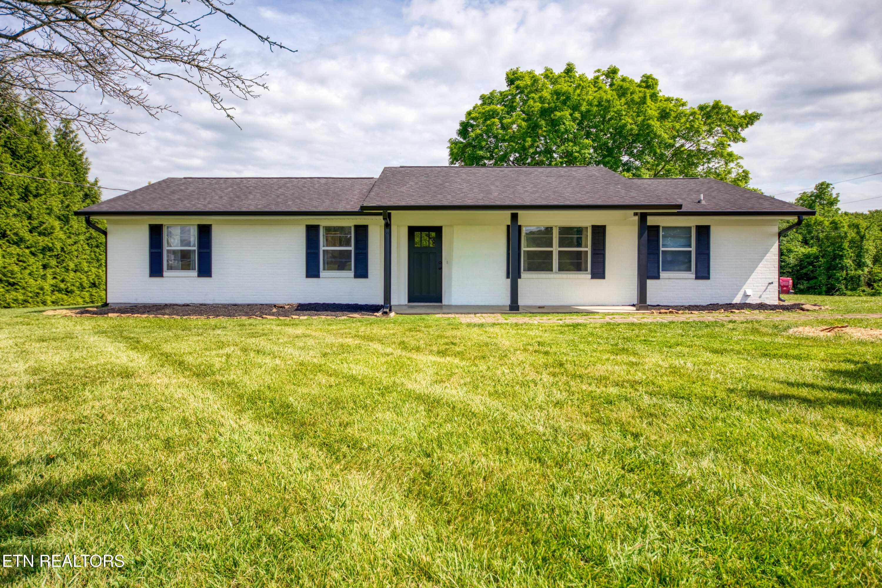2802 Shiloh Circle Strawberry Plains TN 37871