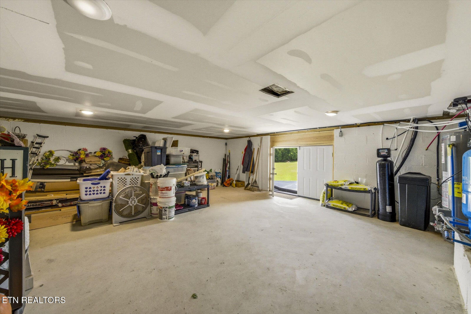1971 Harbor Hills Dandridge TN 37725