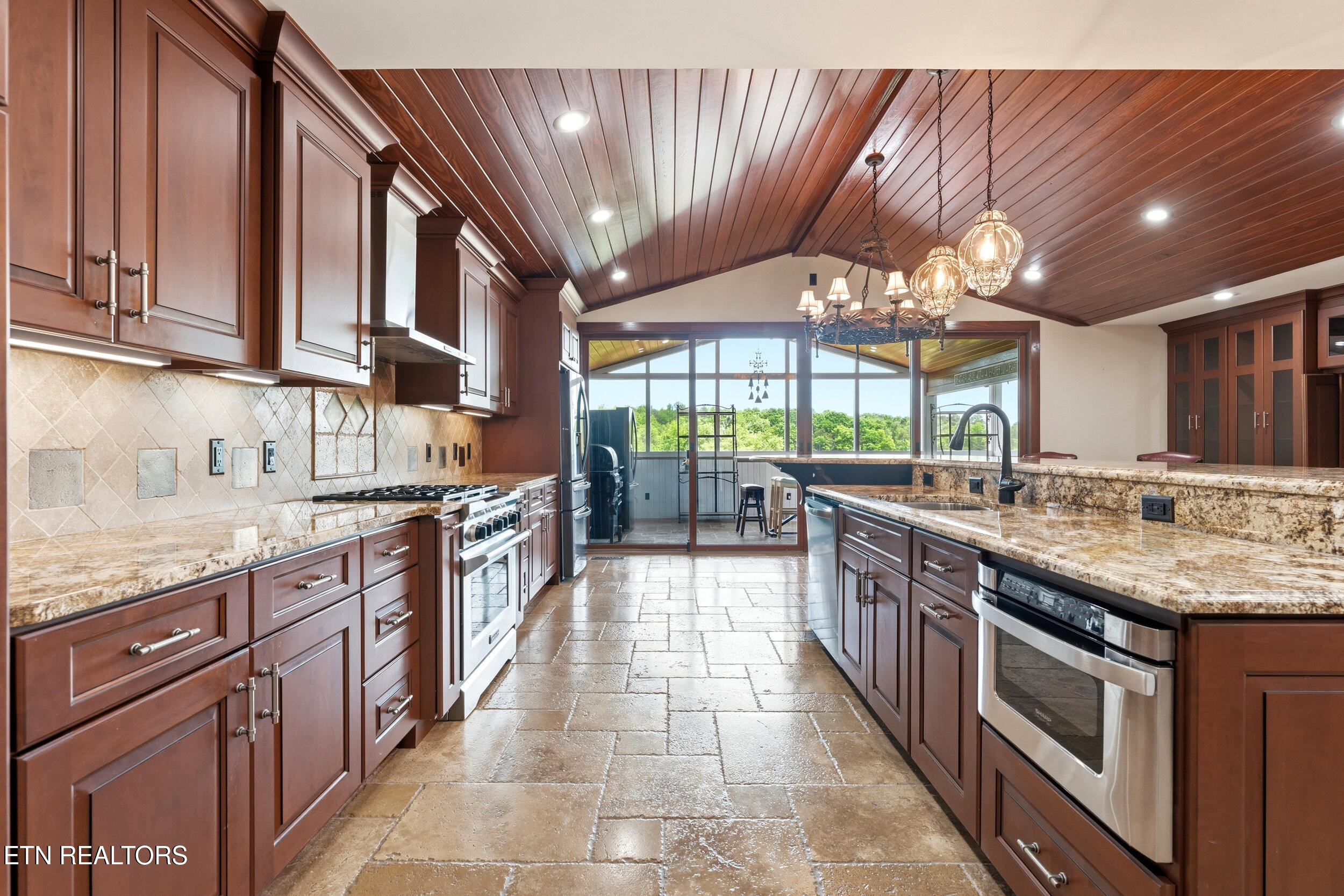 401 Gholdston Drive Dayton TN 37321
