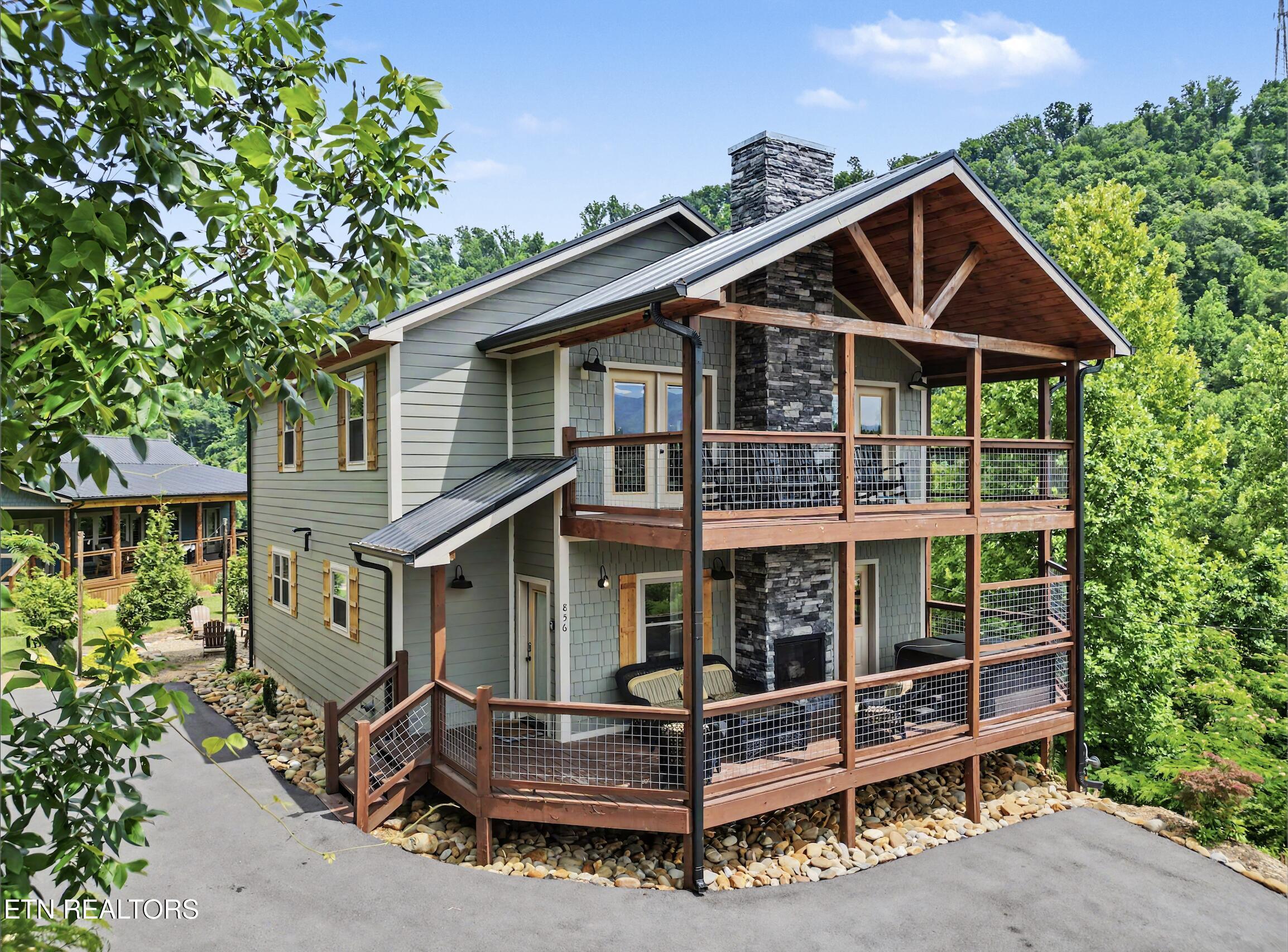 856 Crest View Drive Gatlinburg TN 37738