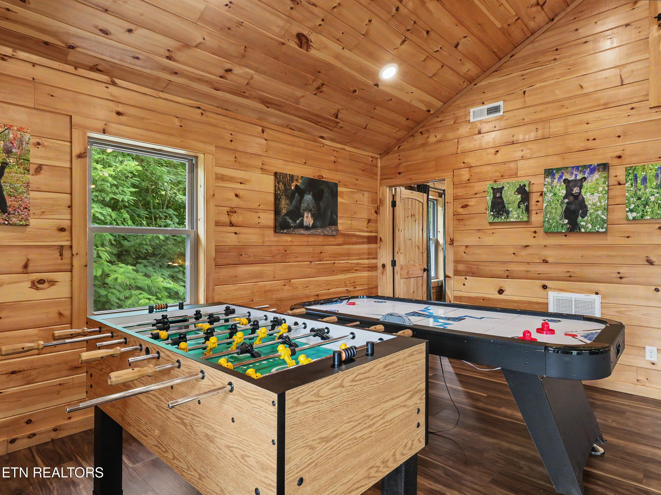 856 Crest View Drive Gatlinburg TN 37738