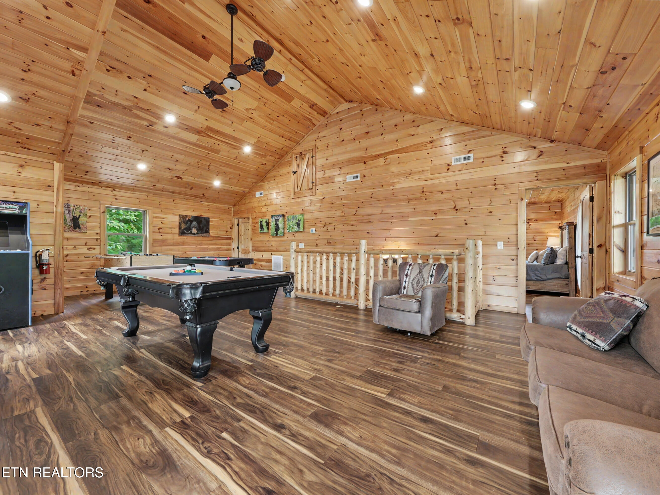 856 Crest View Drive Gatlinburg TN 37738