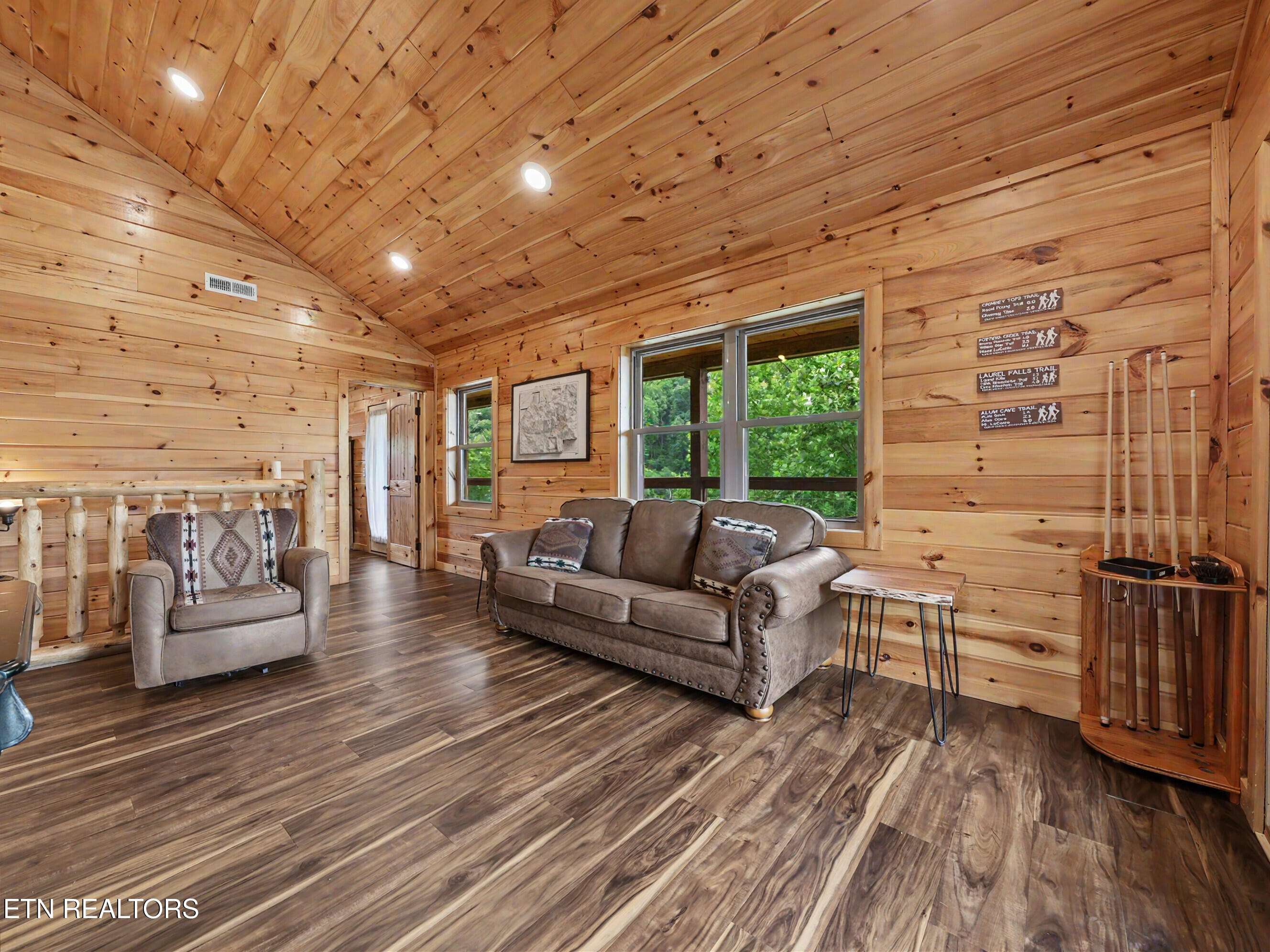 856 Crest View Drive Gatlinburg TN 37738