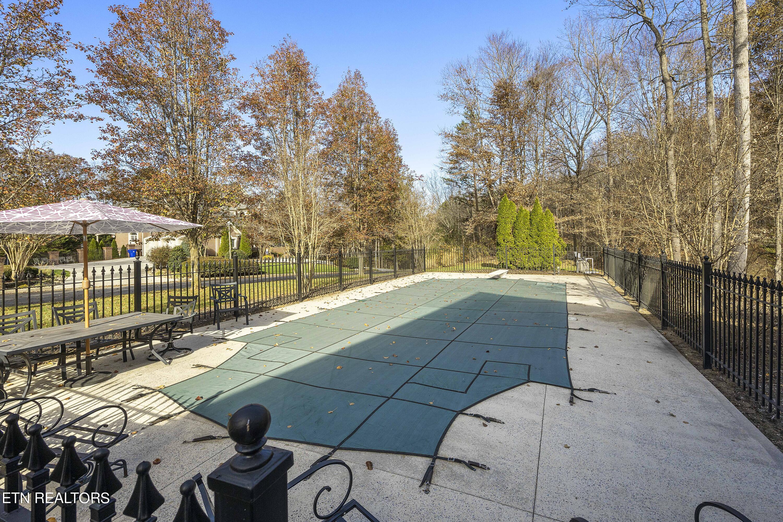 126 Winchester Circle Oak Ridge TN 37830