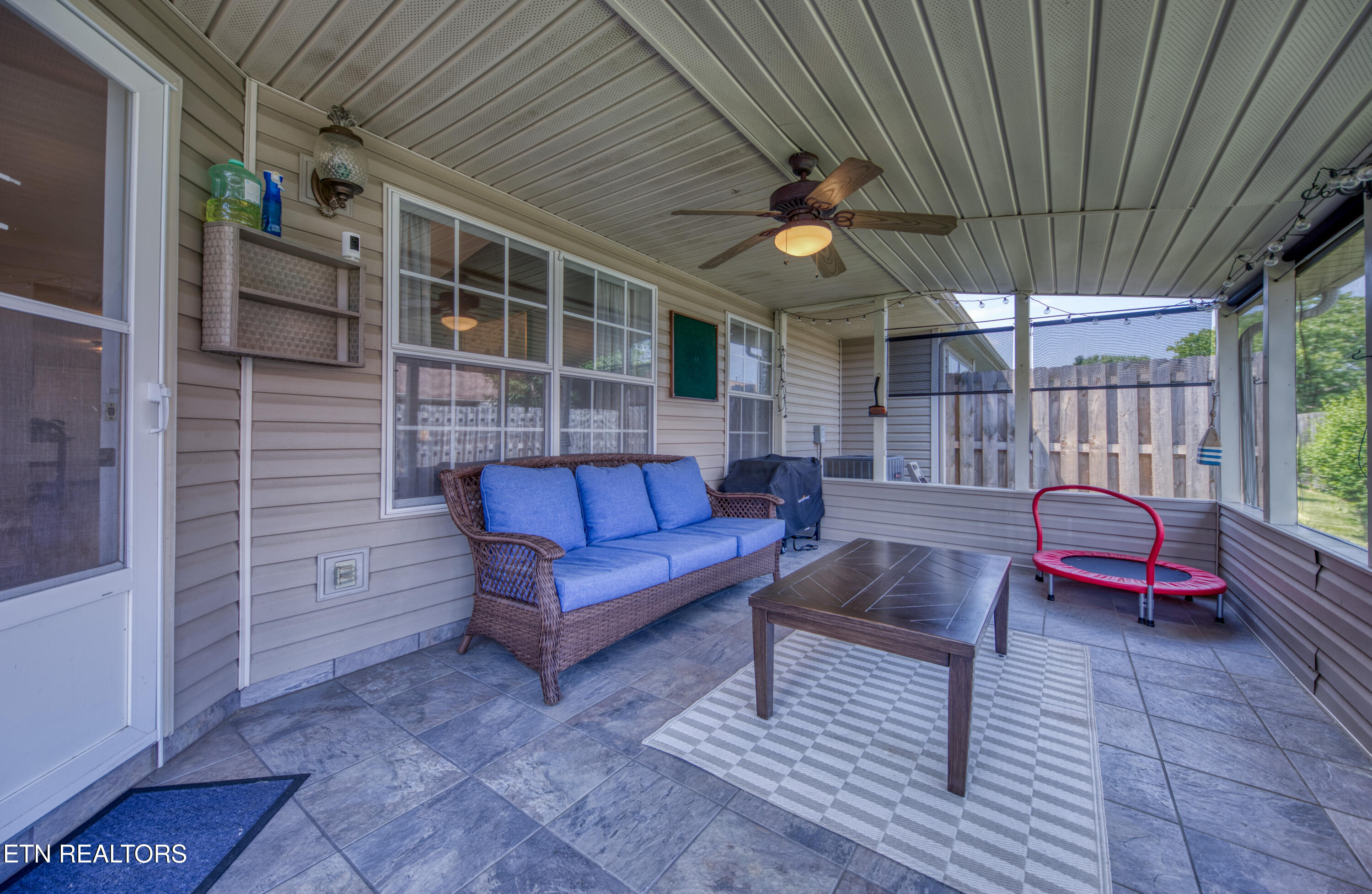 10013 Gate Post Way Knoxville TN 37931