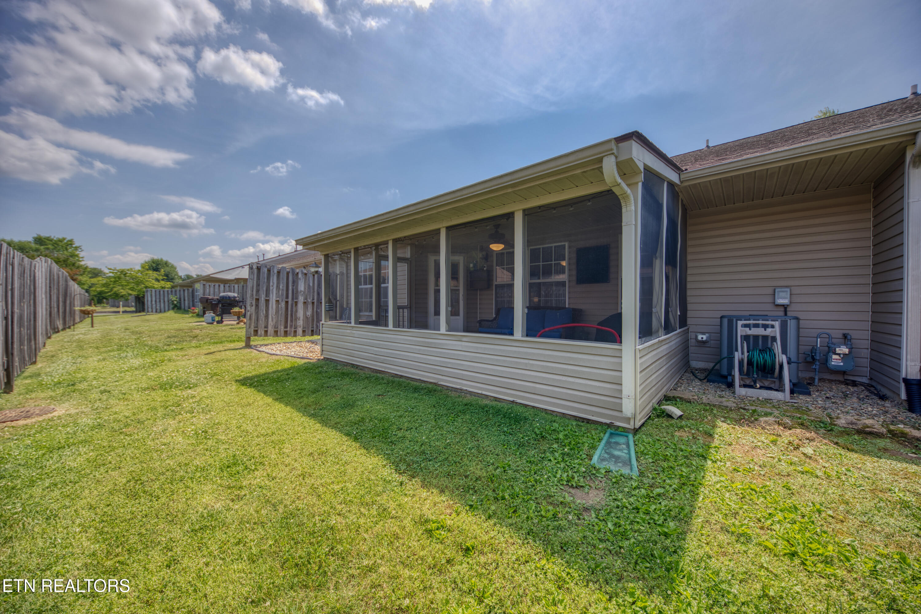 10013 Gate Post Way Knoxville TN 37931
