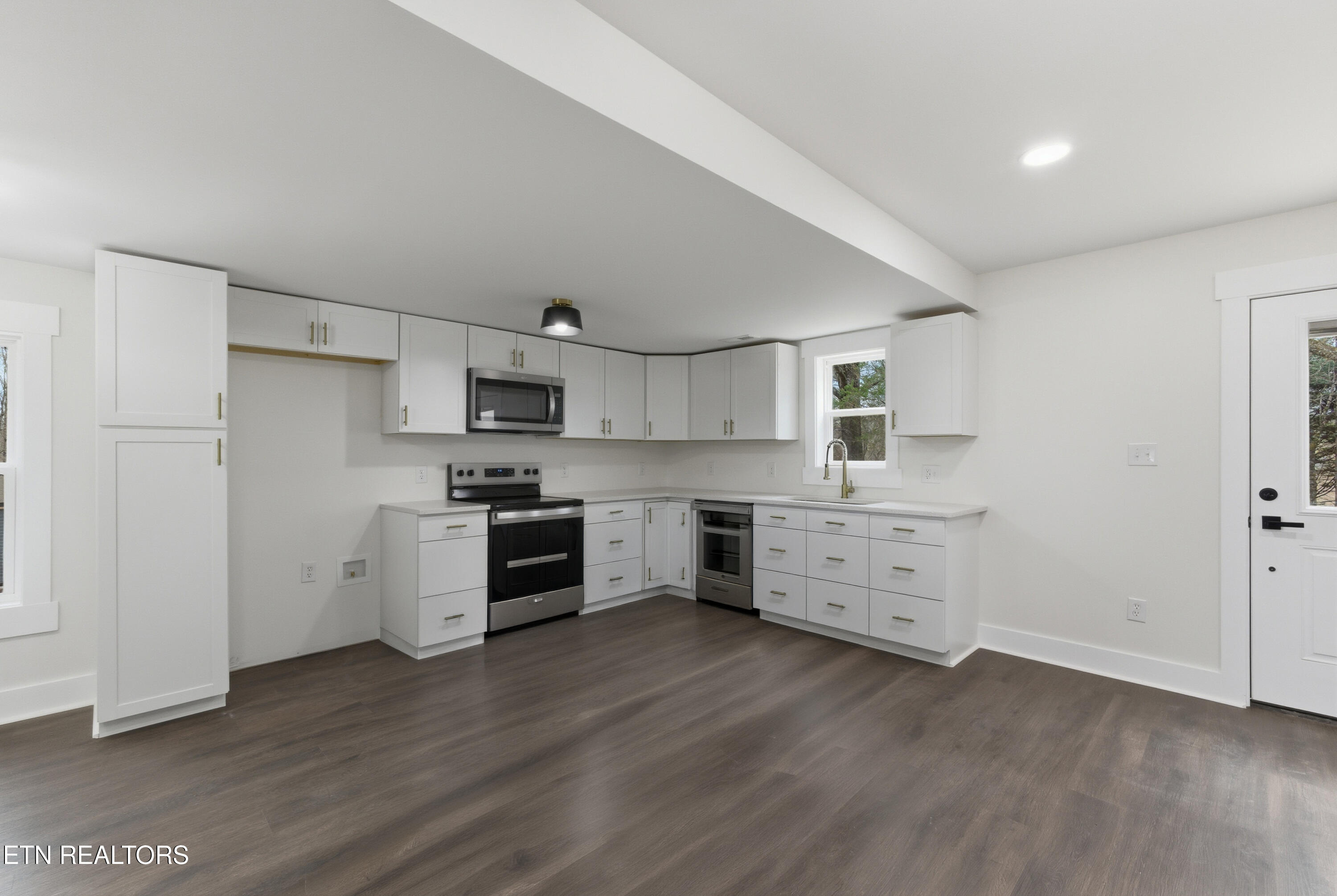 234 Bostie Maire Lane Clinton TN 37716