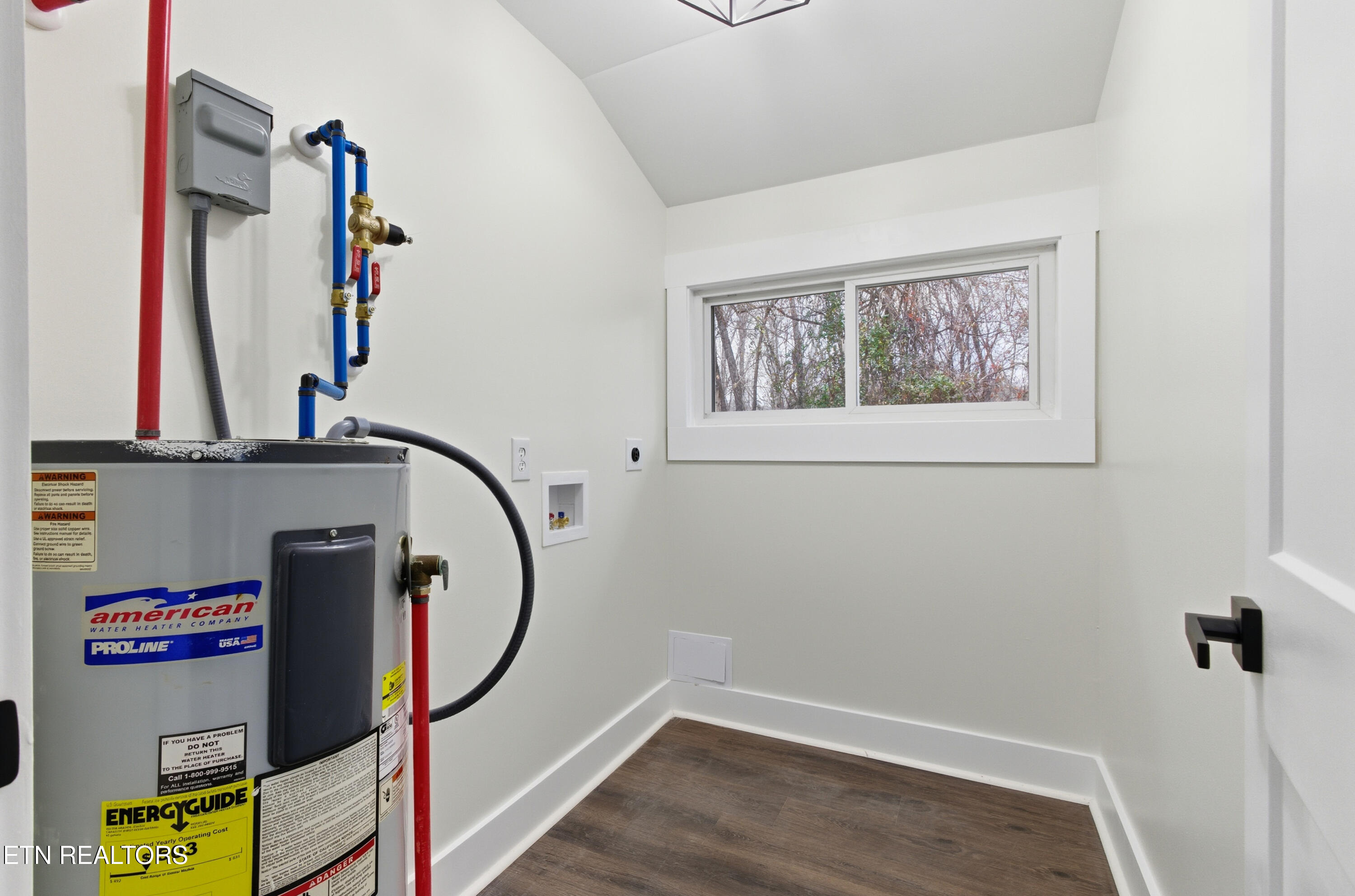 234 Bostie Maire Lane Clinton TN 37716