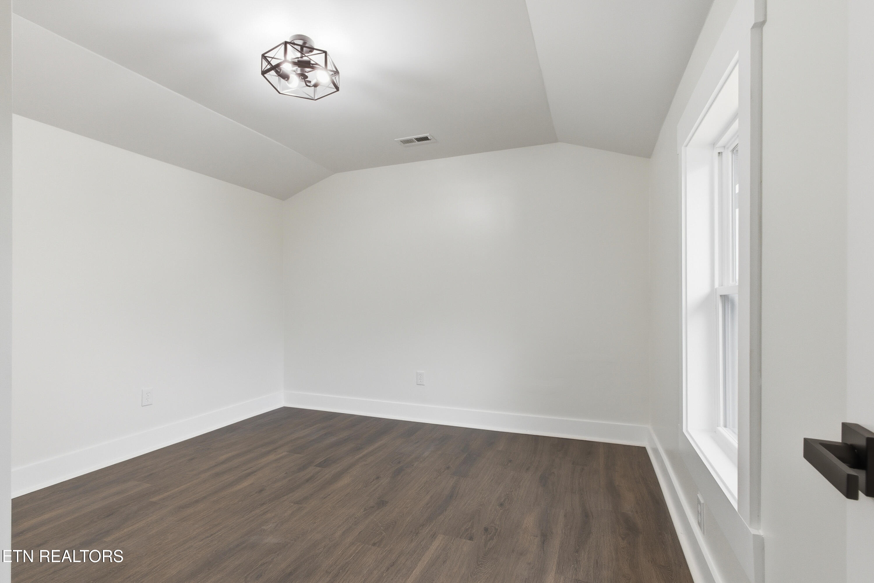 234 Bostie Maire Lane Clinton TN 37716