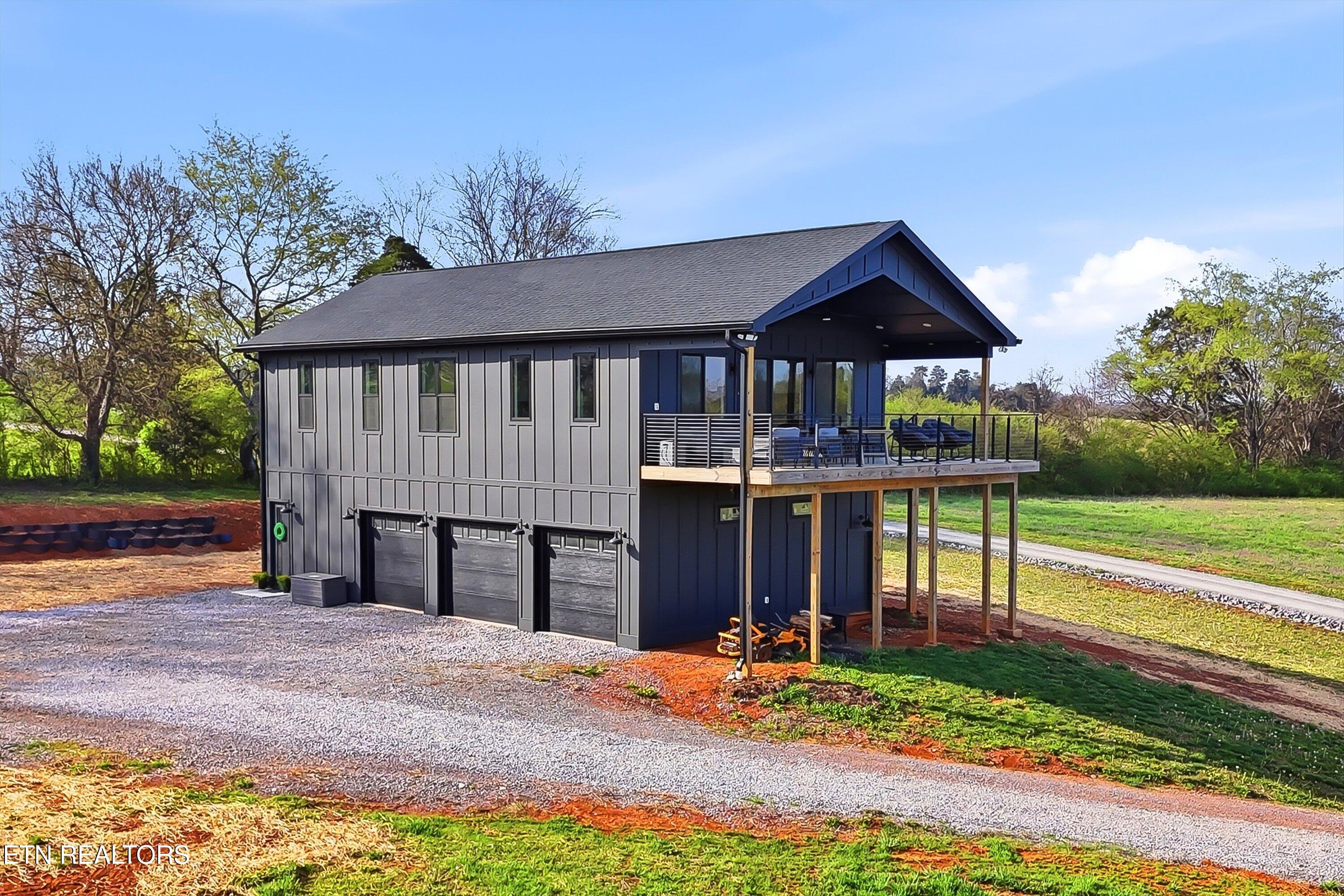 12808 Unitia Road Friendsville TN 37737