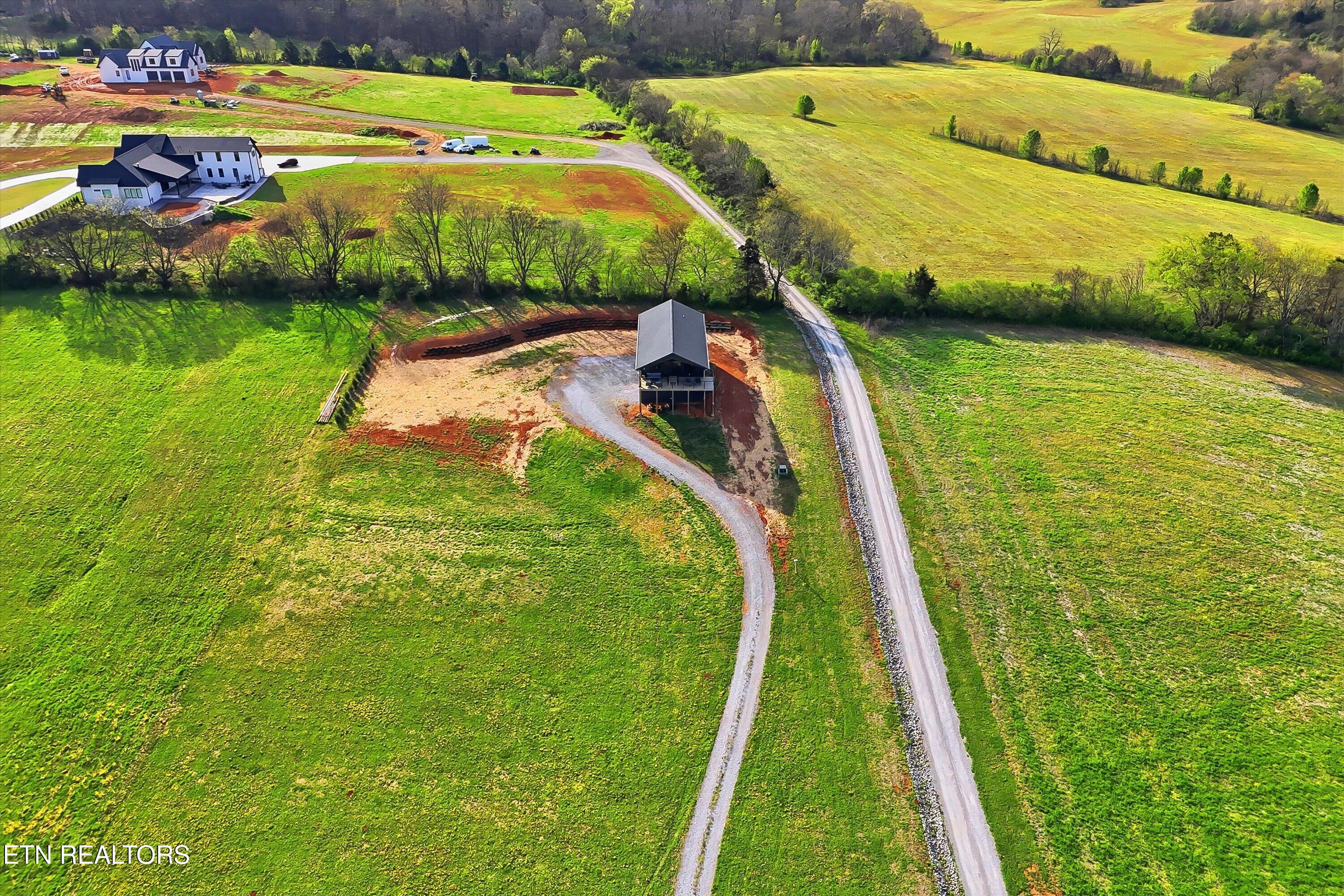 12808 Unitia Road Friendsville TN 37737