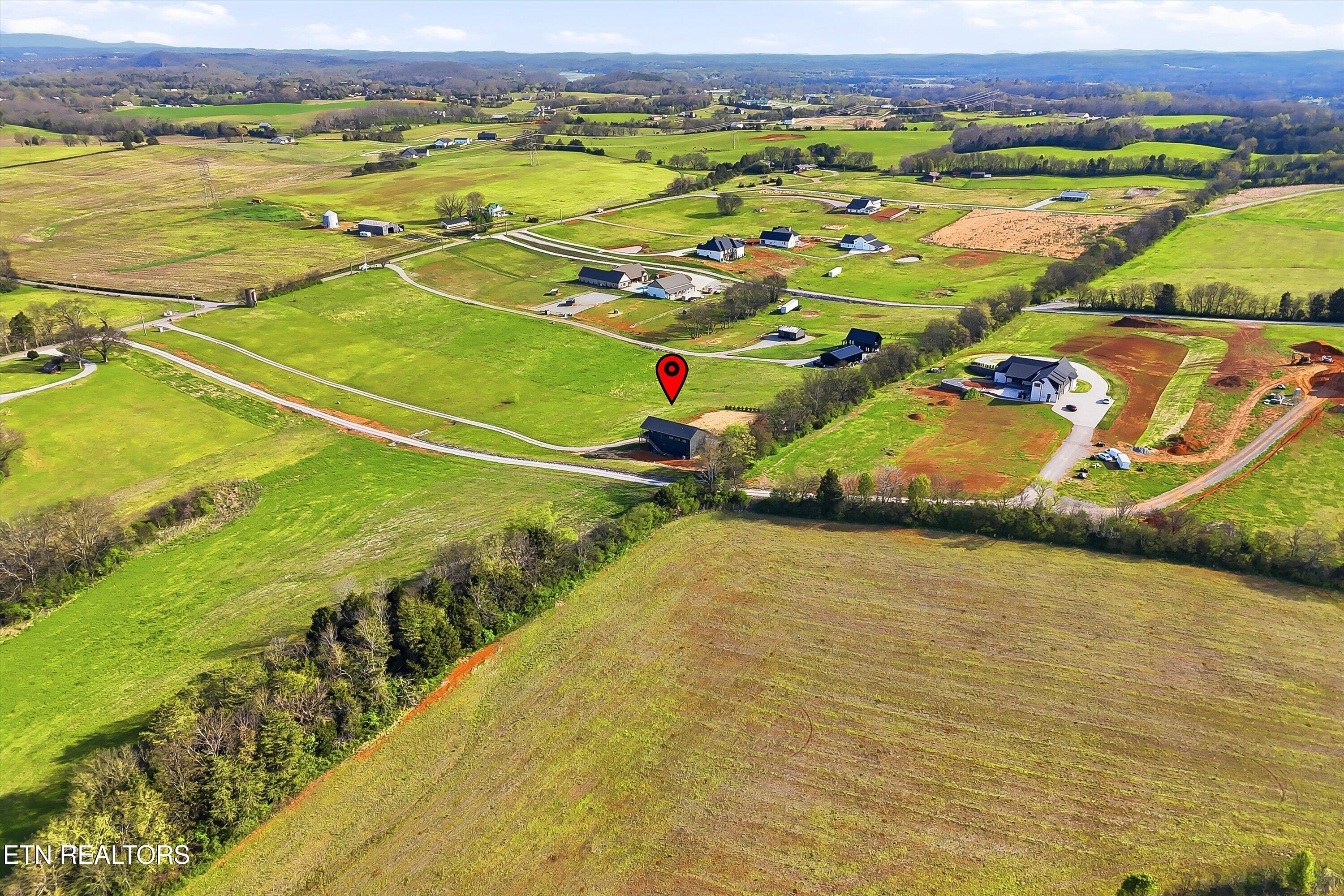 12808 Unitia Road Friendsville TN 37737