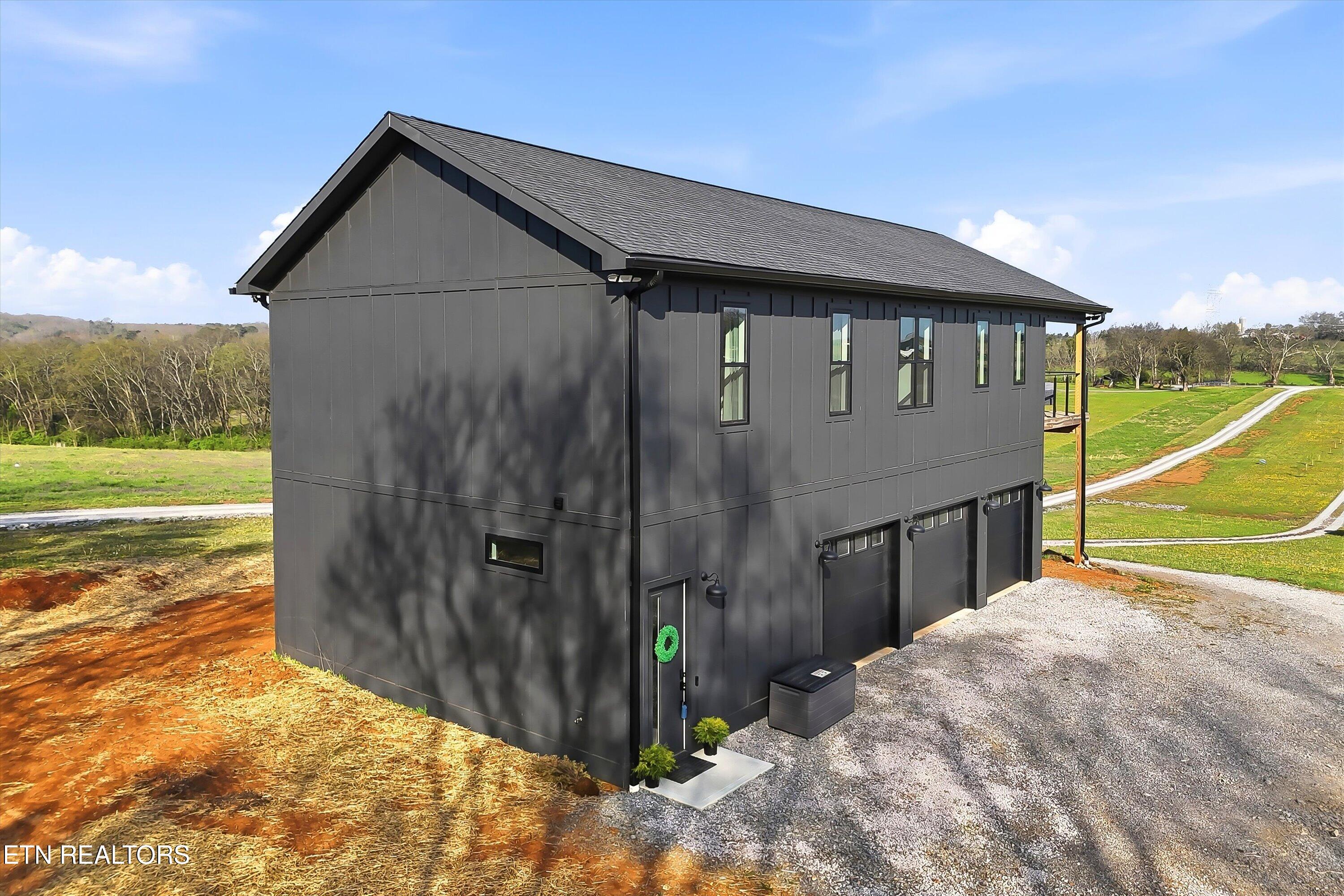 12808 Unitia Road Friendsville TN 37737