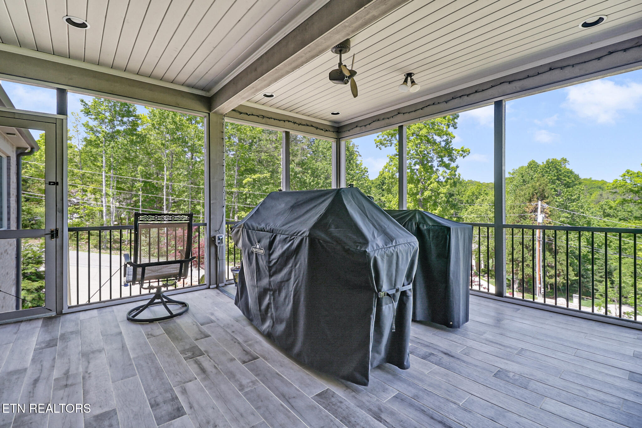 142 Pineridge Loop Crossville TN 38558