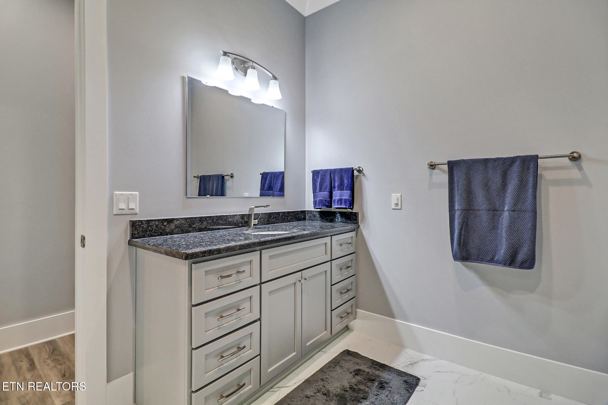 142 Pineridge Loop Crossville TN 38558