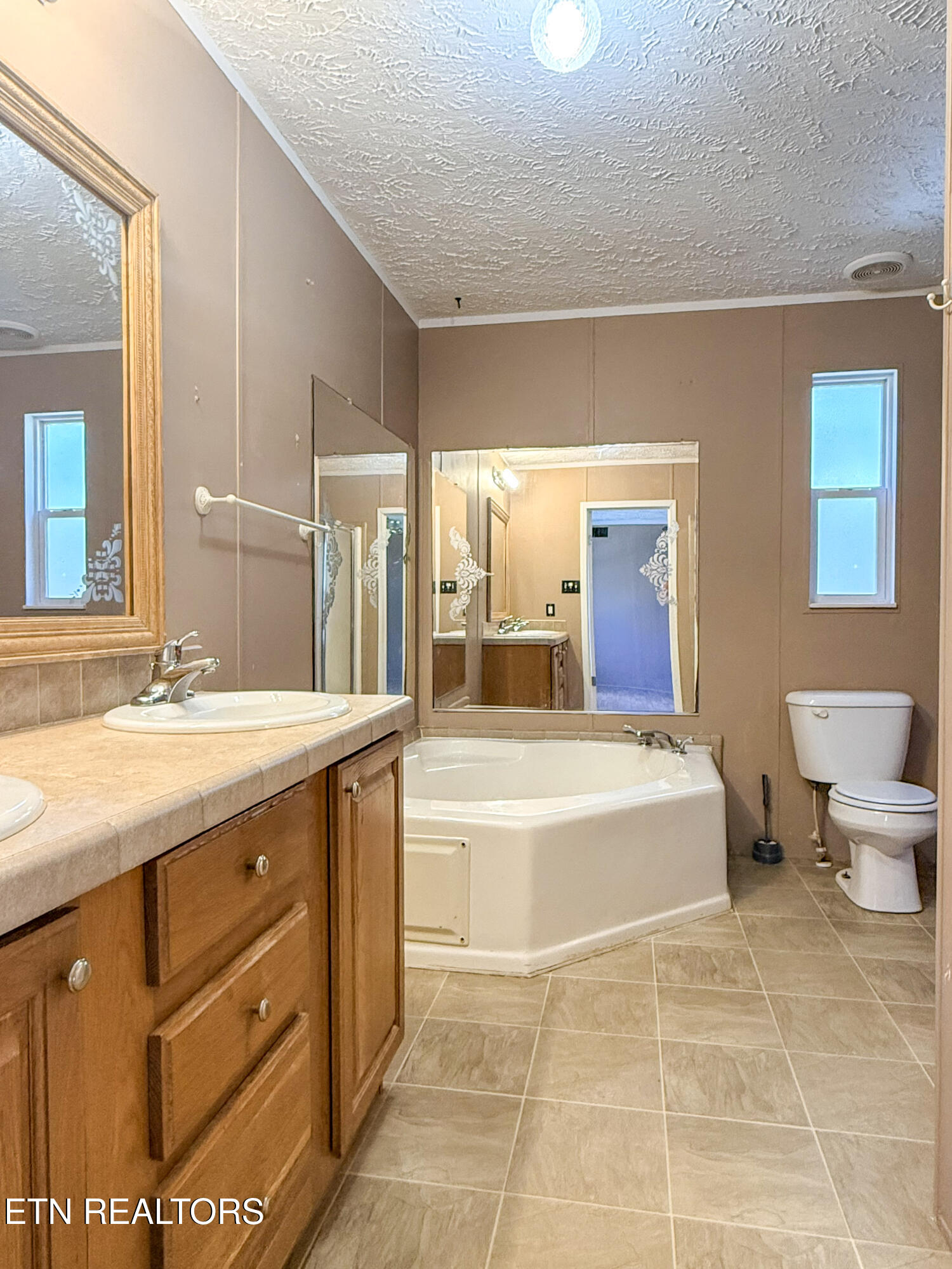 18726 Clarkrange Highway Monterey TN 38574