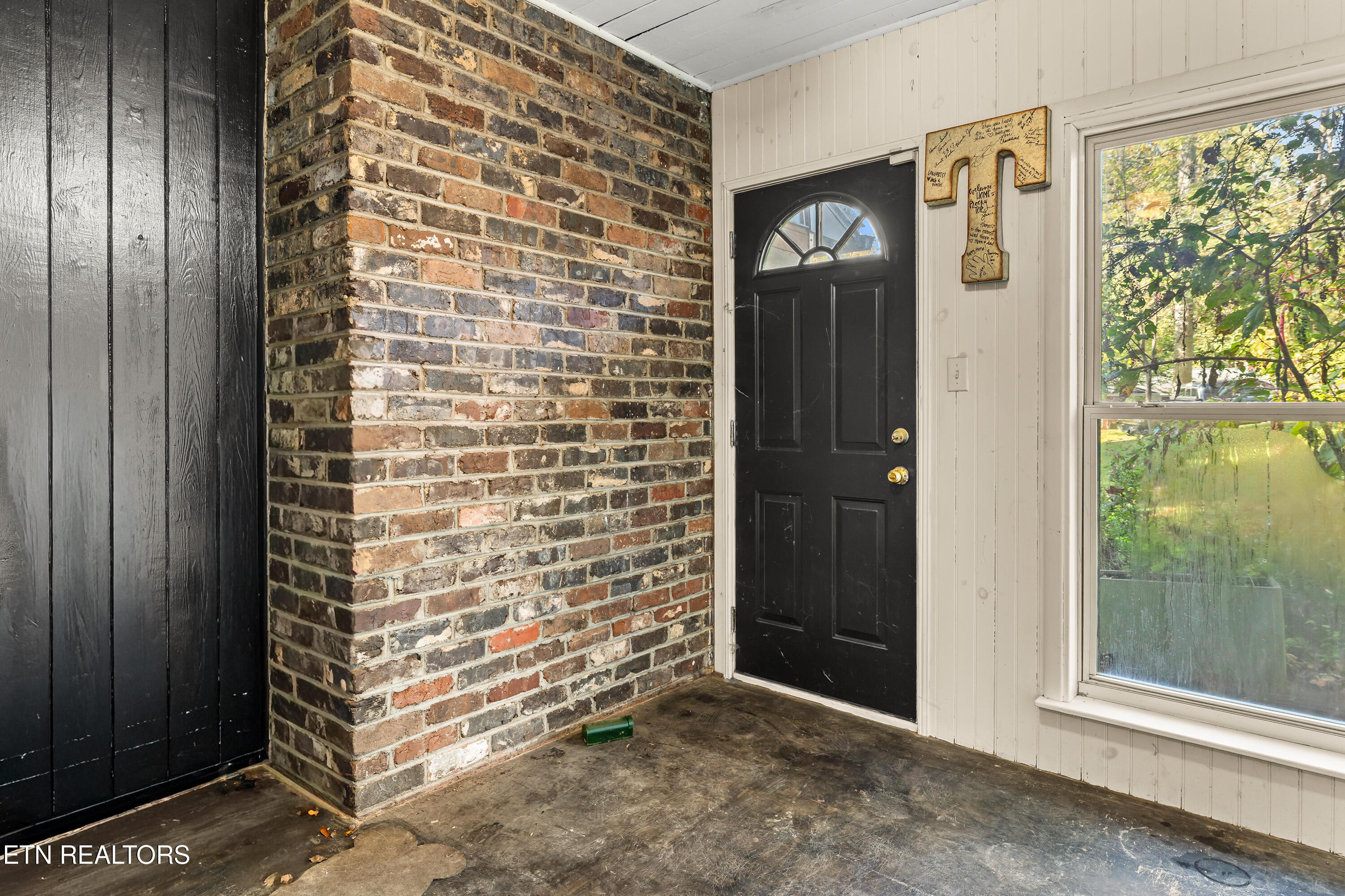 202 Maple Loop Road Knoxville TN 37920