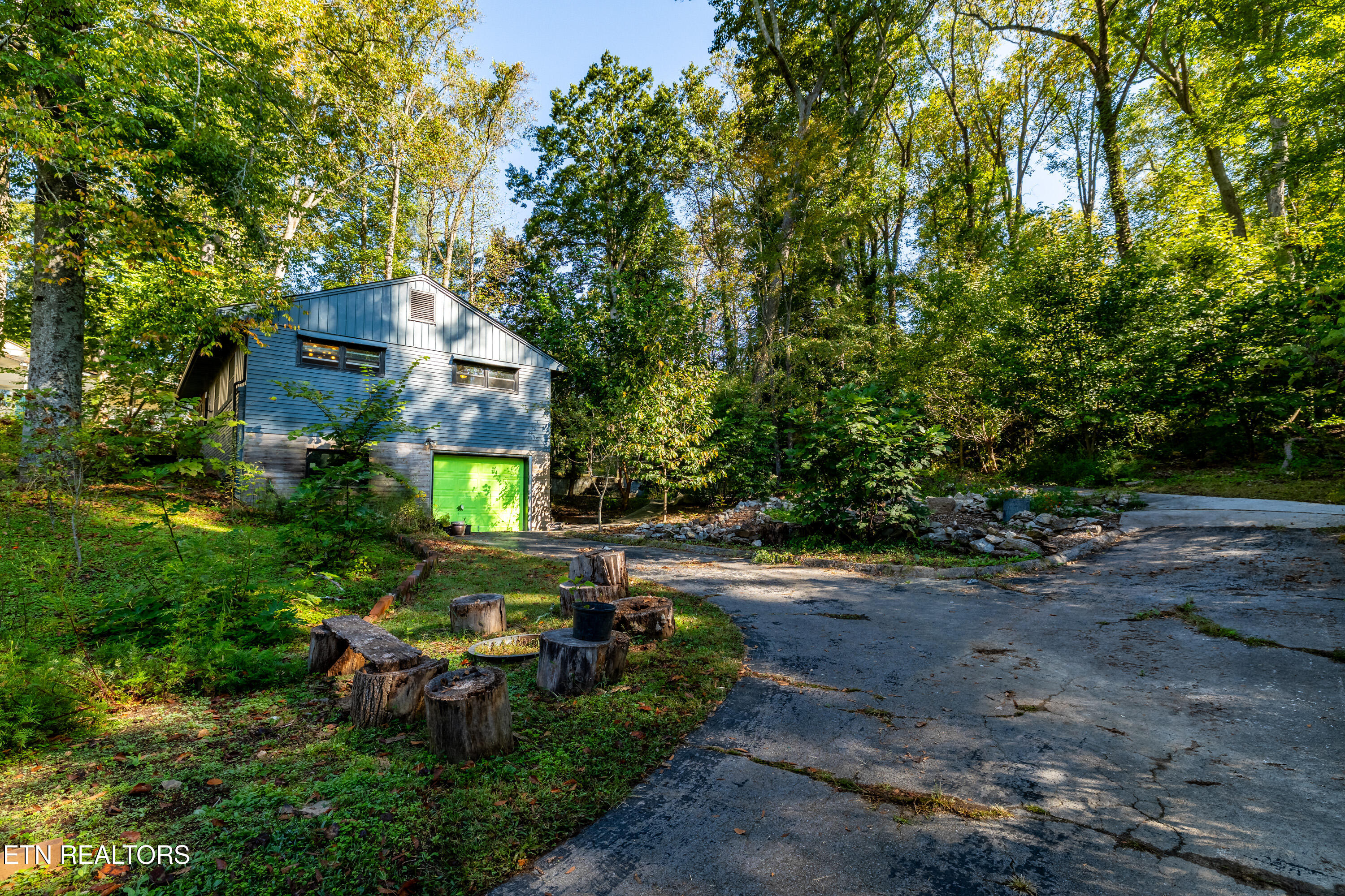202 Maple Loop Road Knoxville TN 37920