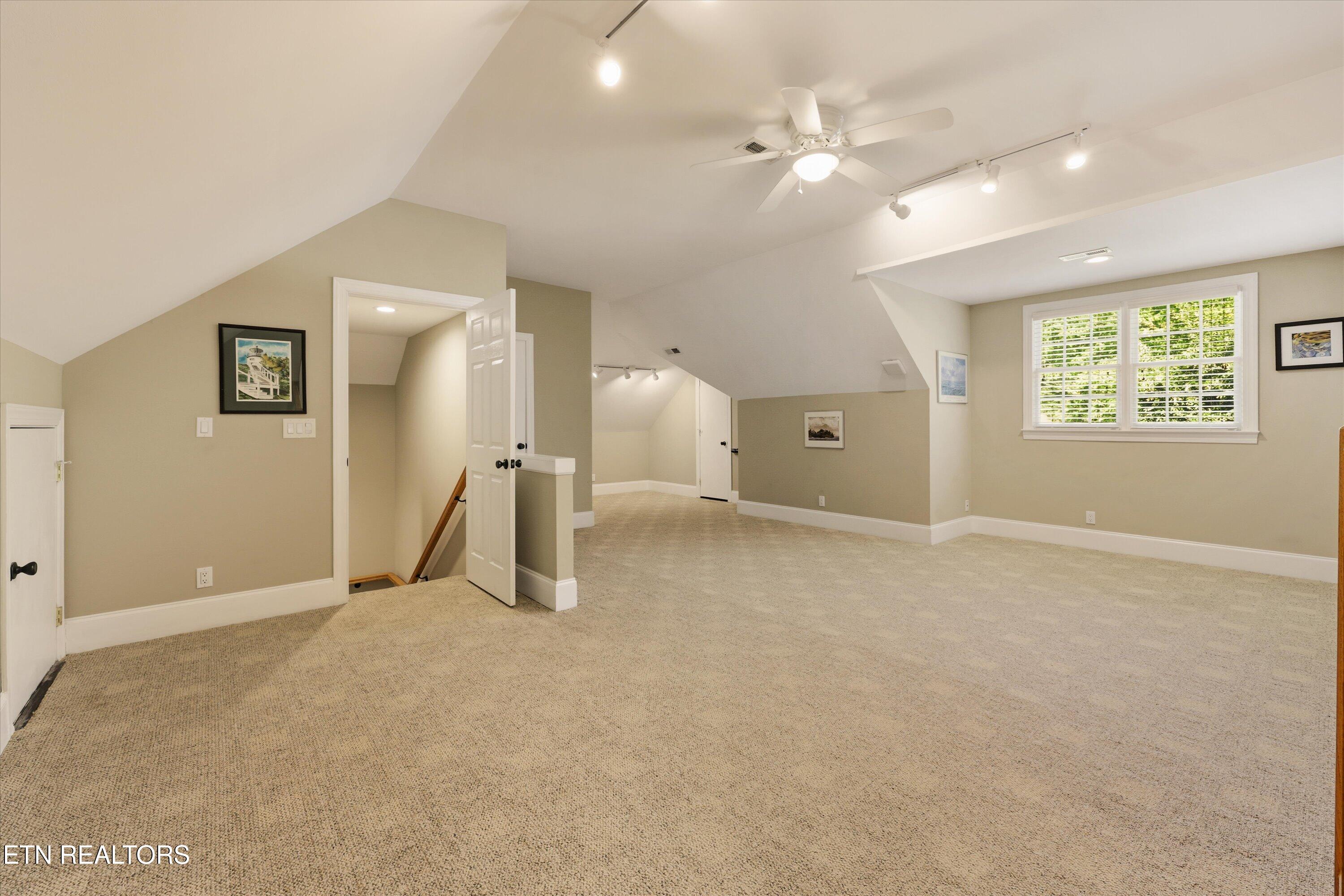 105 Glen Mar Drive Lenoir City TN 37772
