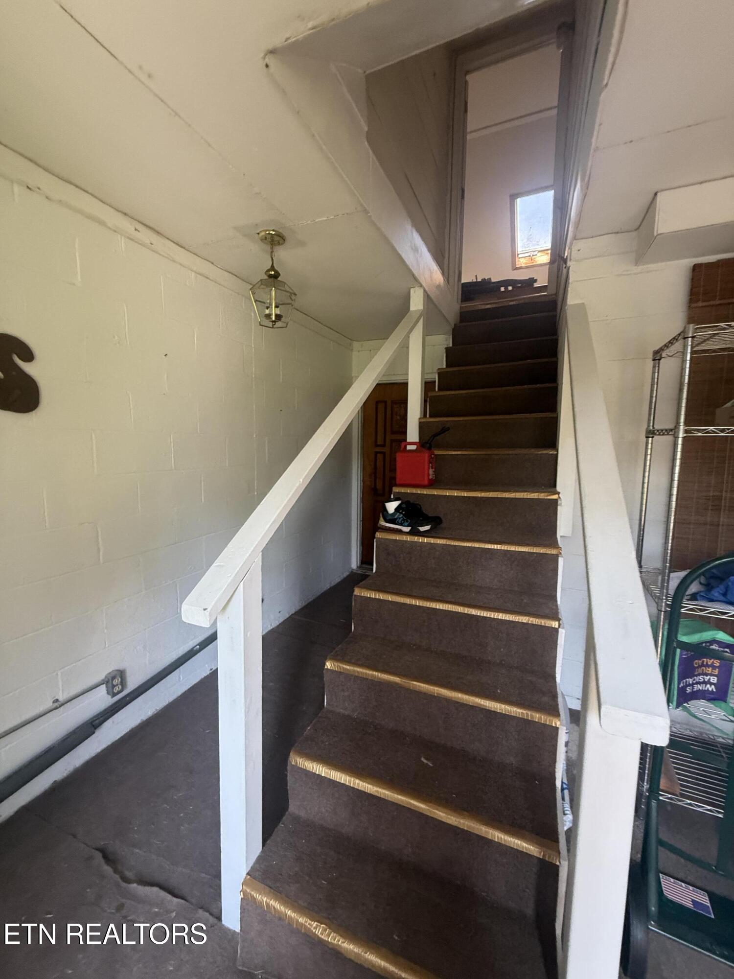 213 Northwestern Avenue Oak Ridge TN 37830