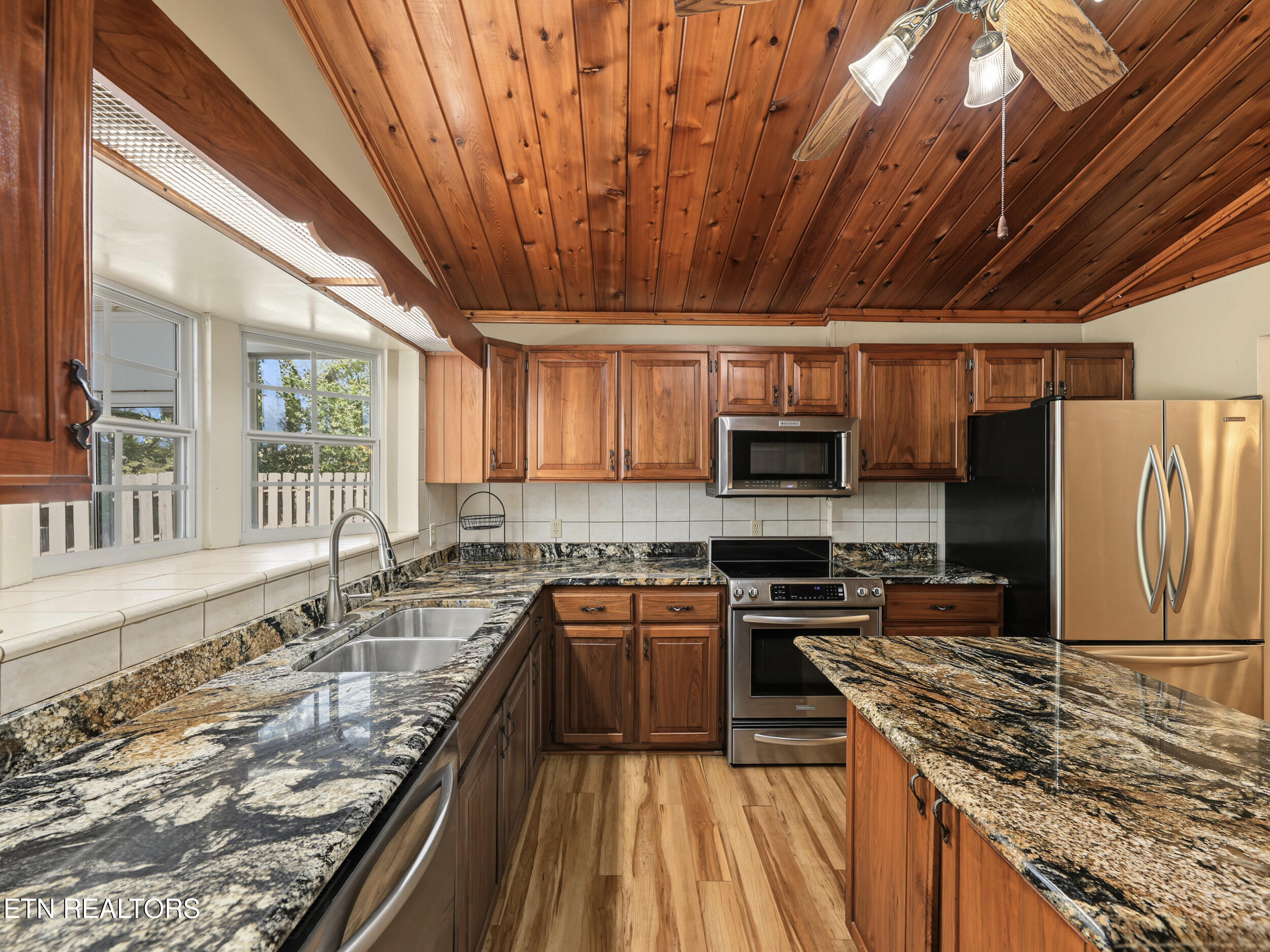 8207 Burchfield Drive Oak Ridge TN 37830