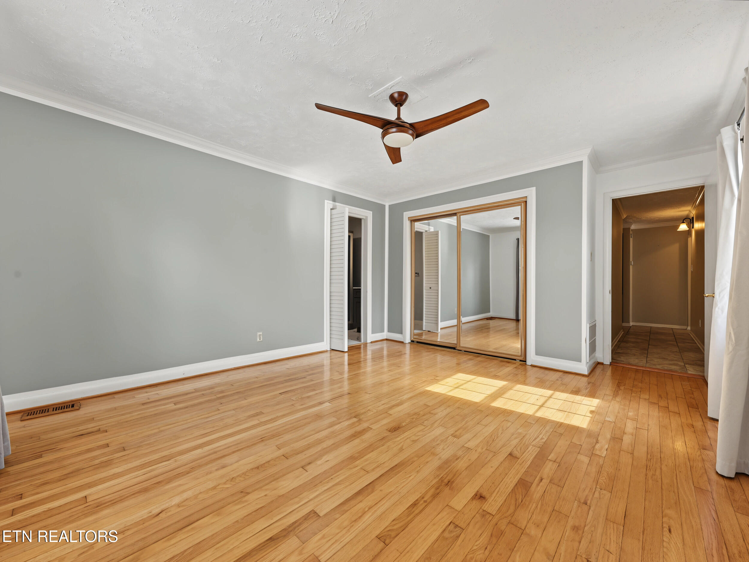 8207 Burchfield Drive Oak Ridge TN 37830