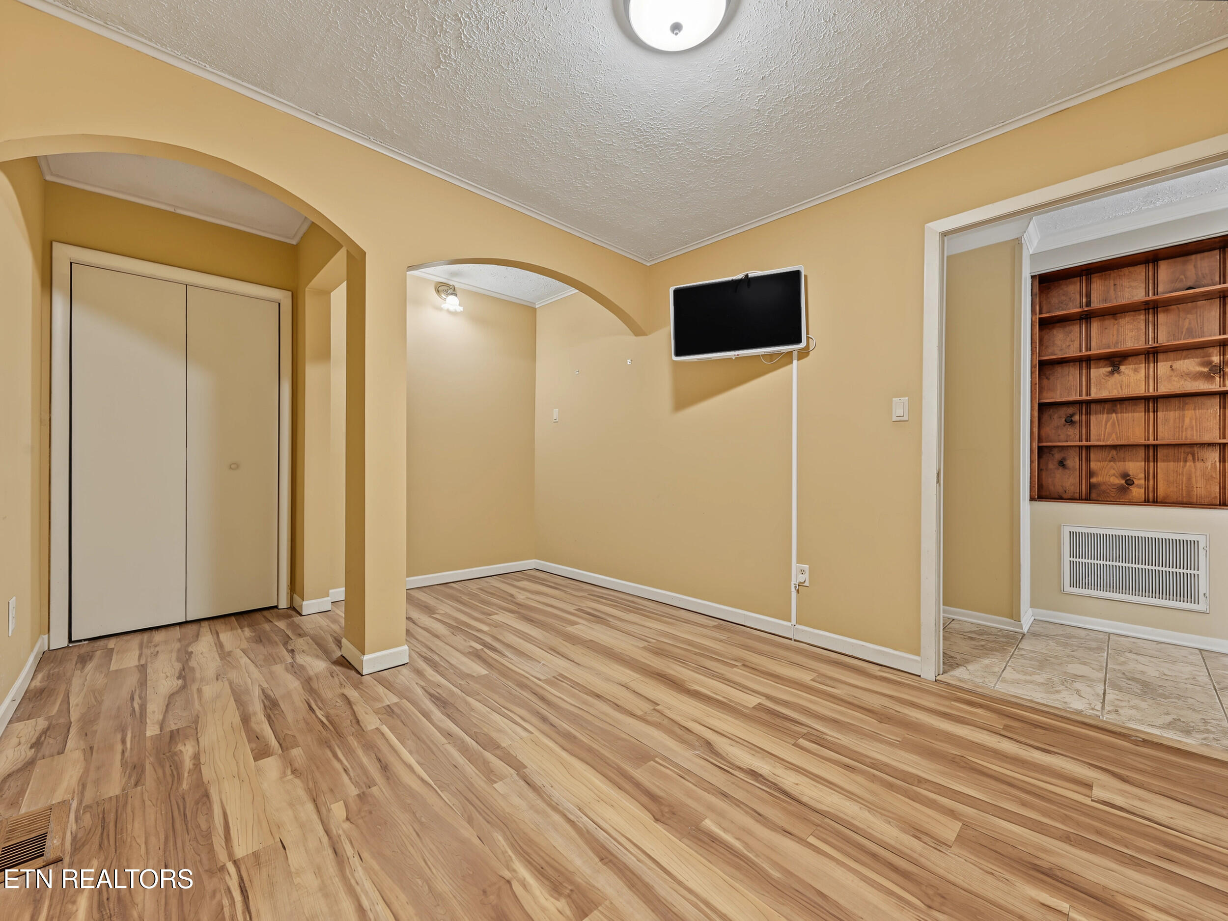 8207 Burchfield Drive Oak Ridge TN 37830