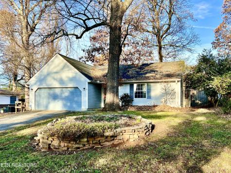 616 Tarpley Street Maryville TN 37804