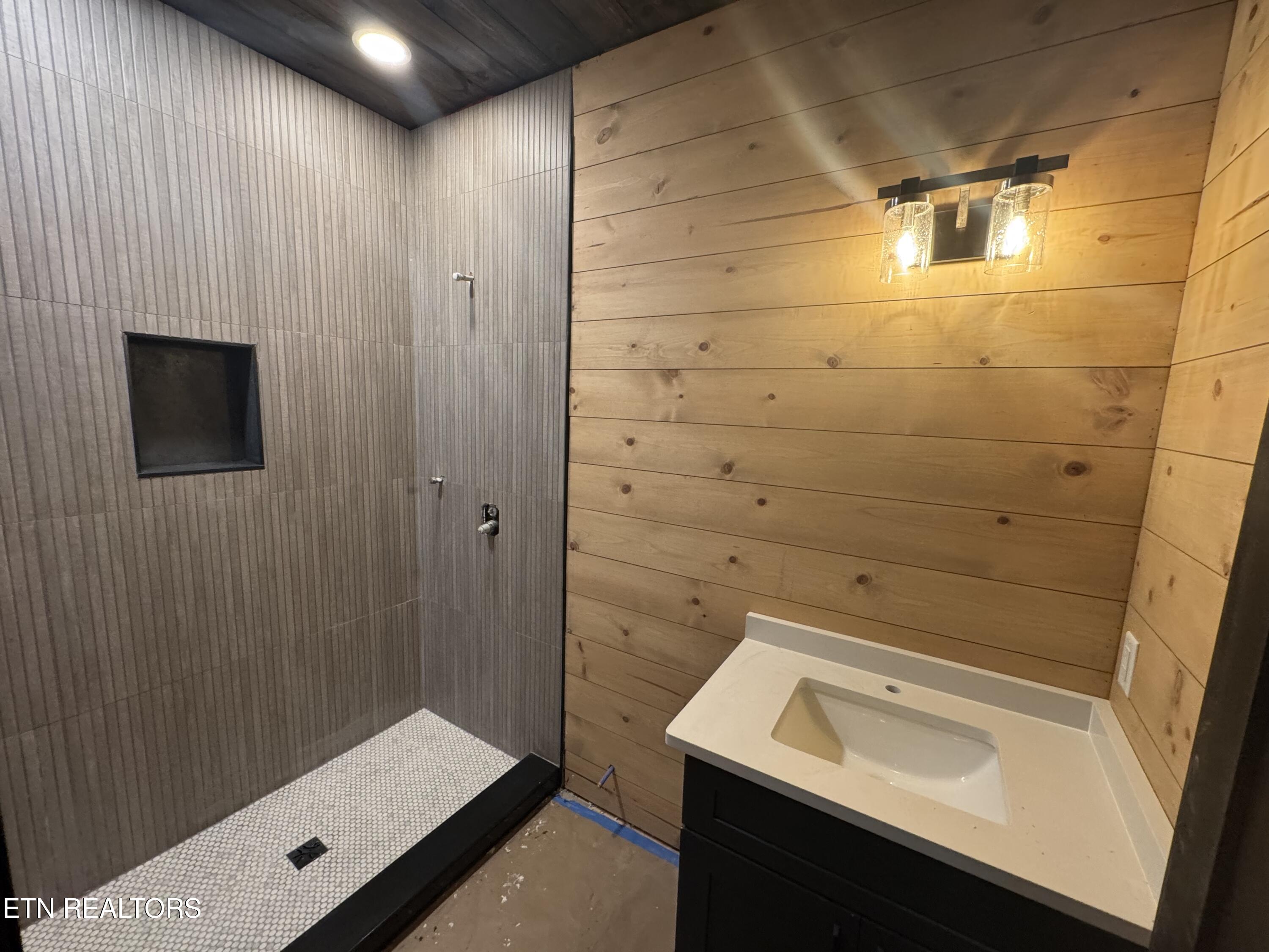 440 Hatchet Way Pigeon Forge TN 37863