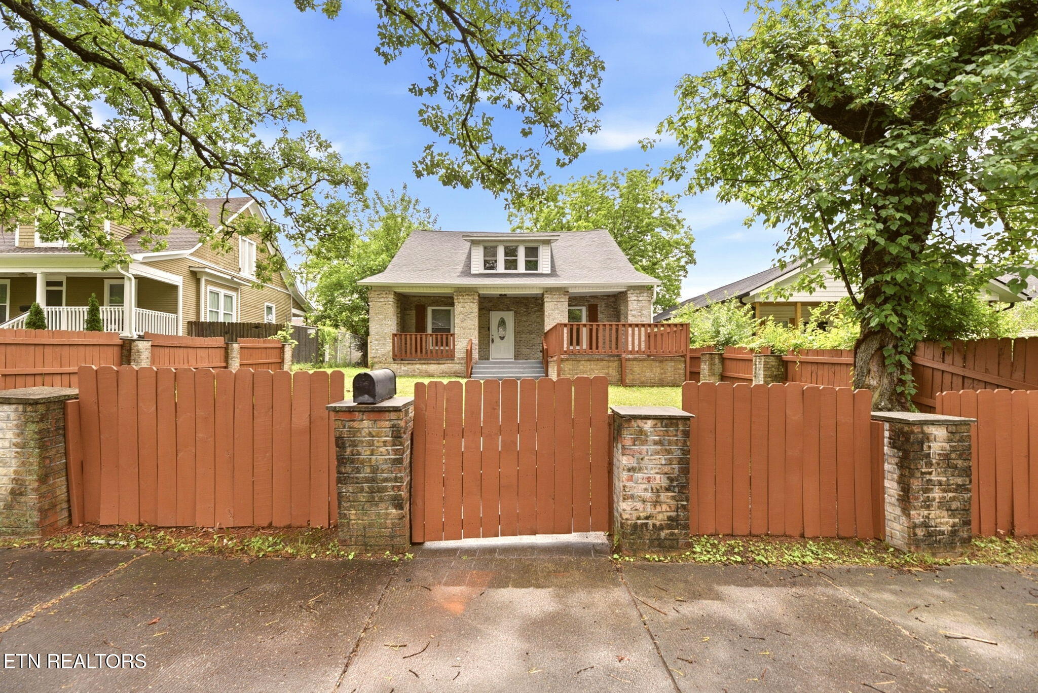 2820 E 5th Avenue Knoxville TN 37914