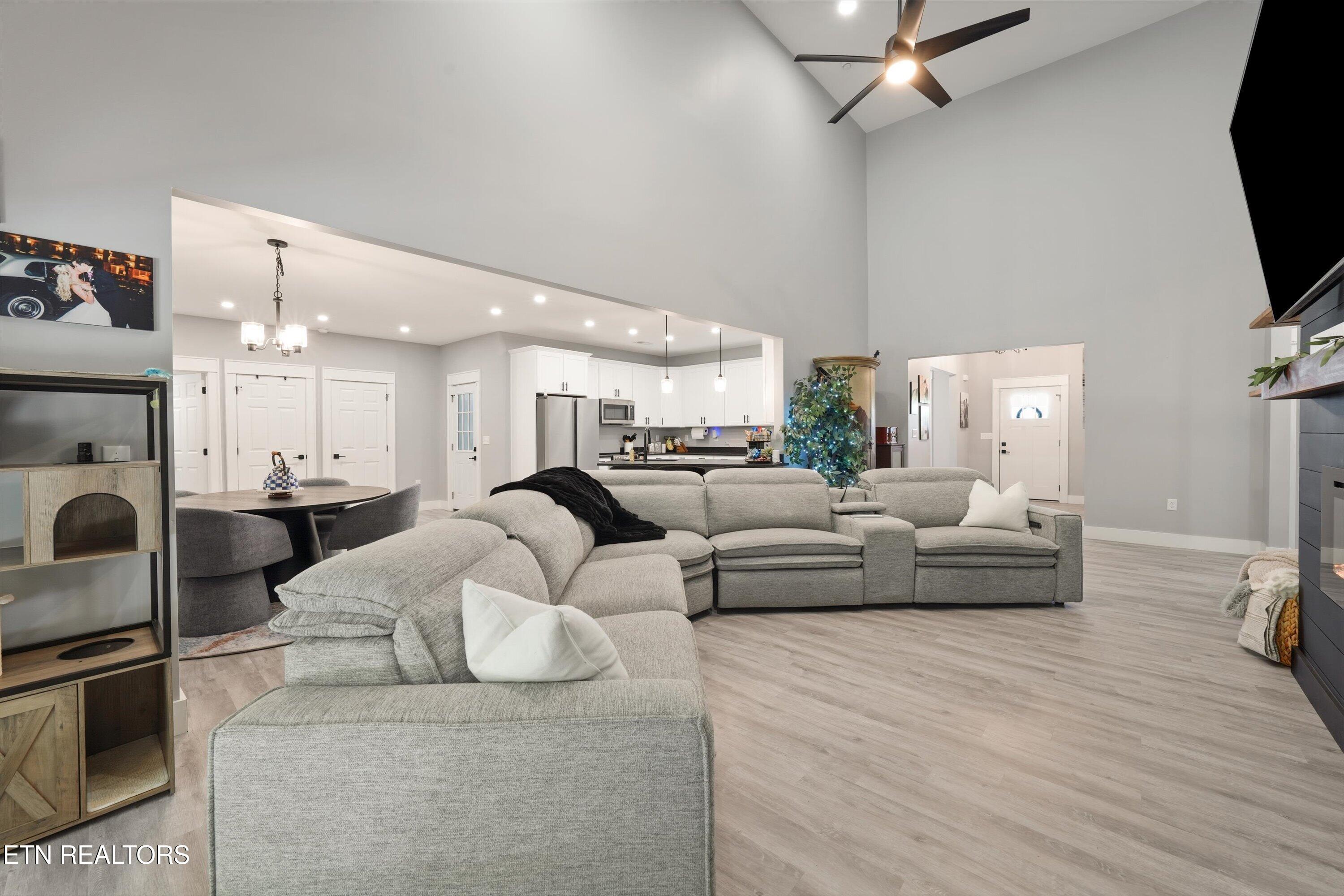1354 Wisteria Lane Sevierville TN 37862