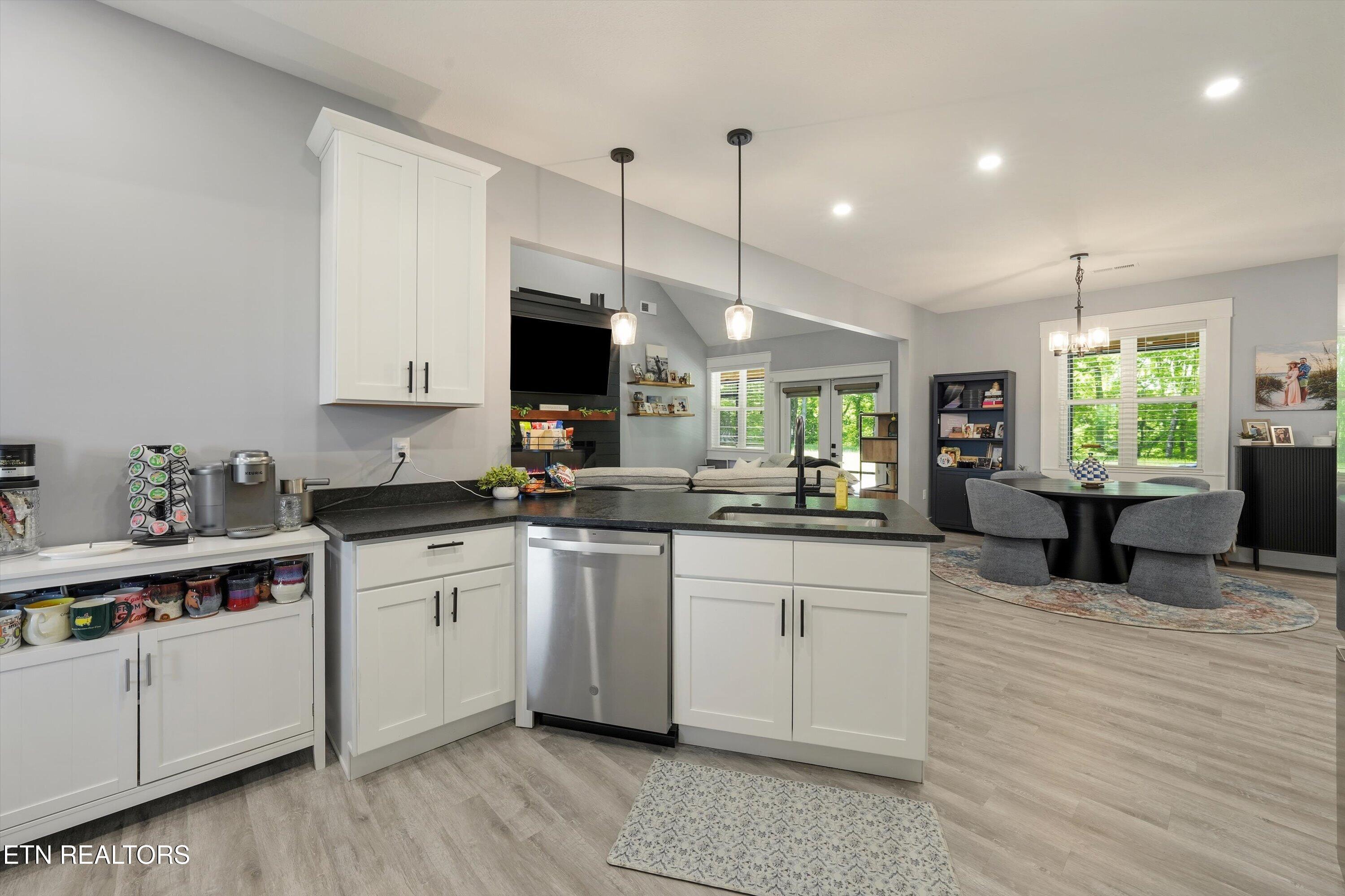 1354 Wisteria Lane Sevierville TN 37862