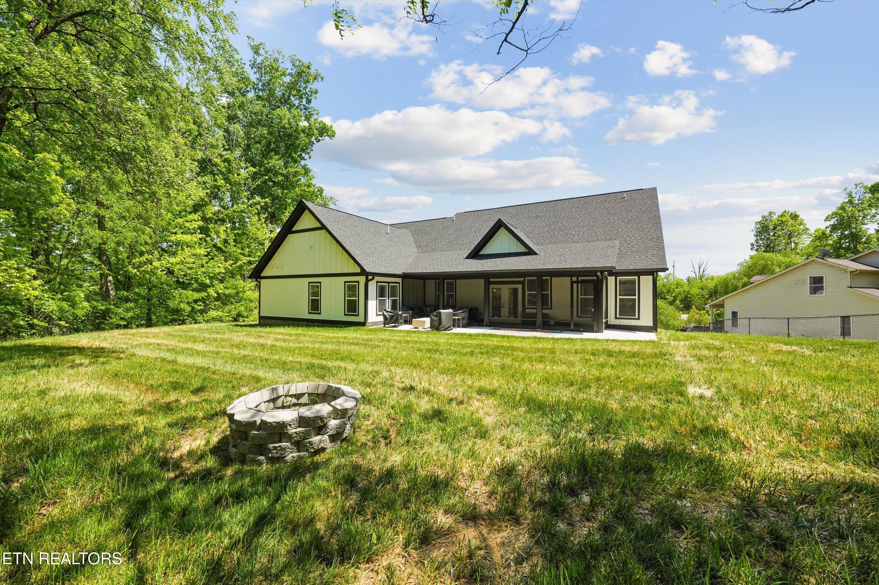 1354 Wisteria Lane Sevierville TN 37862