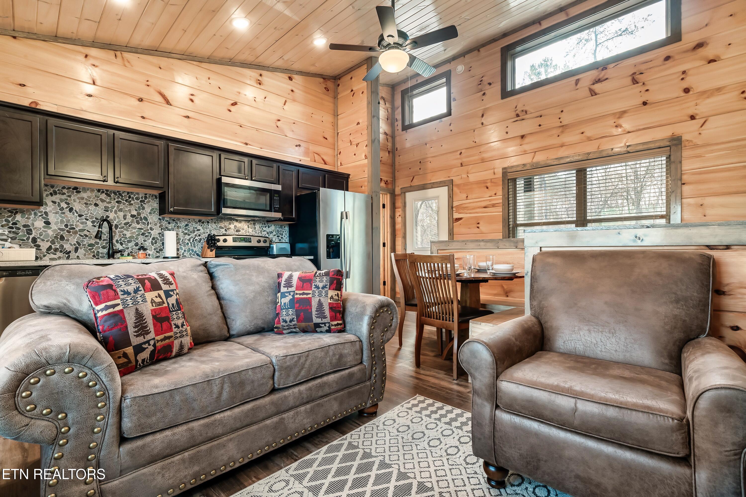 1654 Veterans Boulevard Sevierville TN 37862