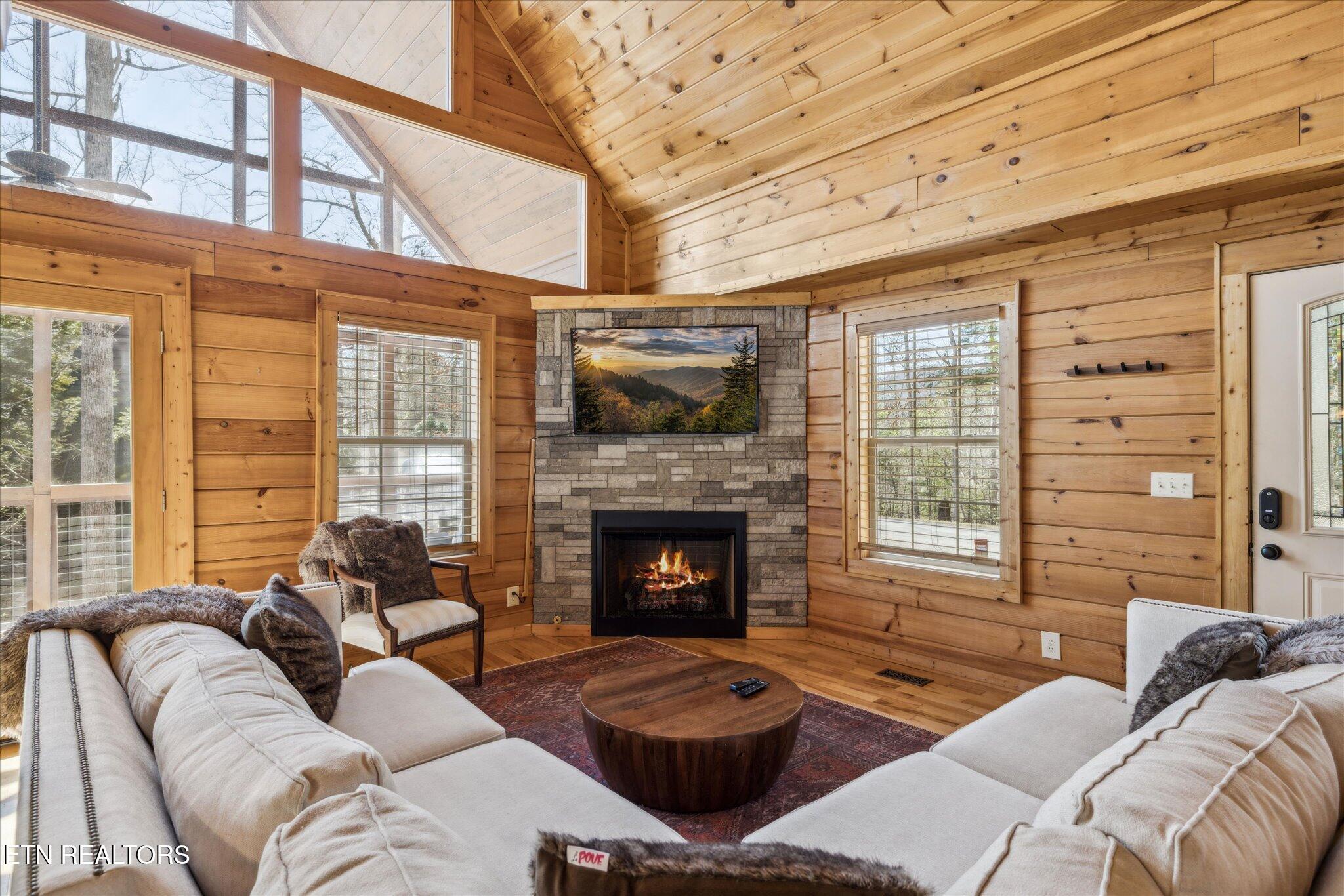 228 Tolliver Trail Townsend TN 37882
