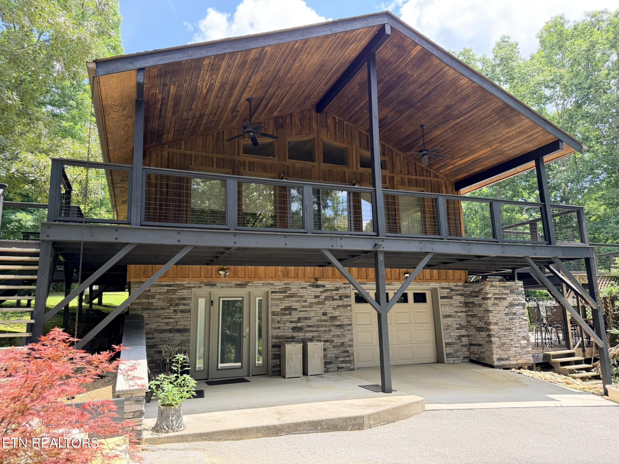 162 Coffee Drive Helenwood TN 37755