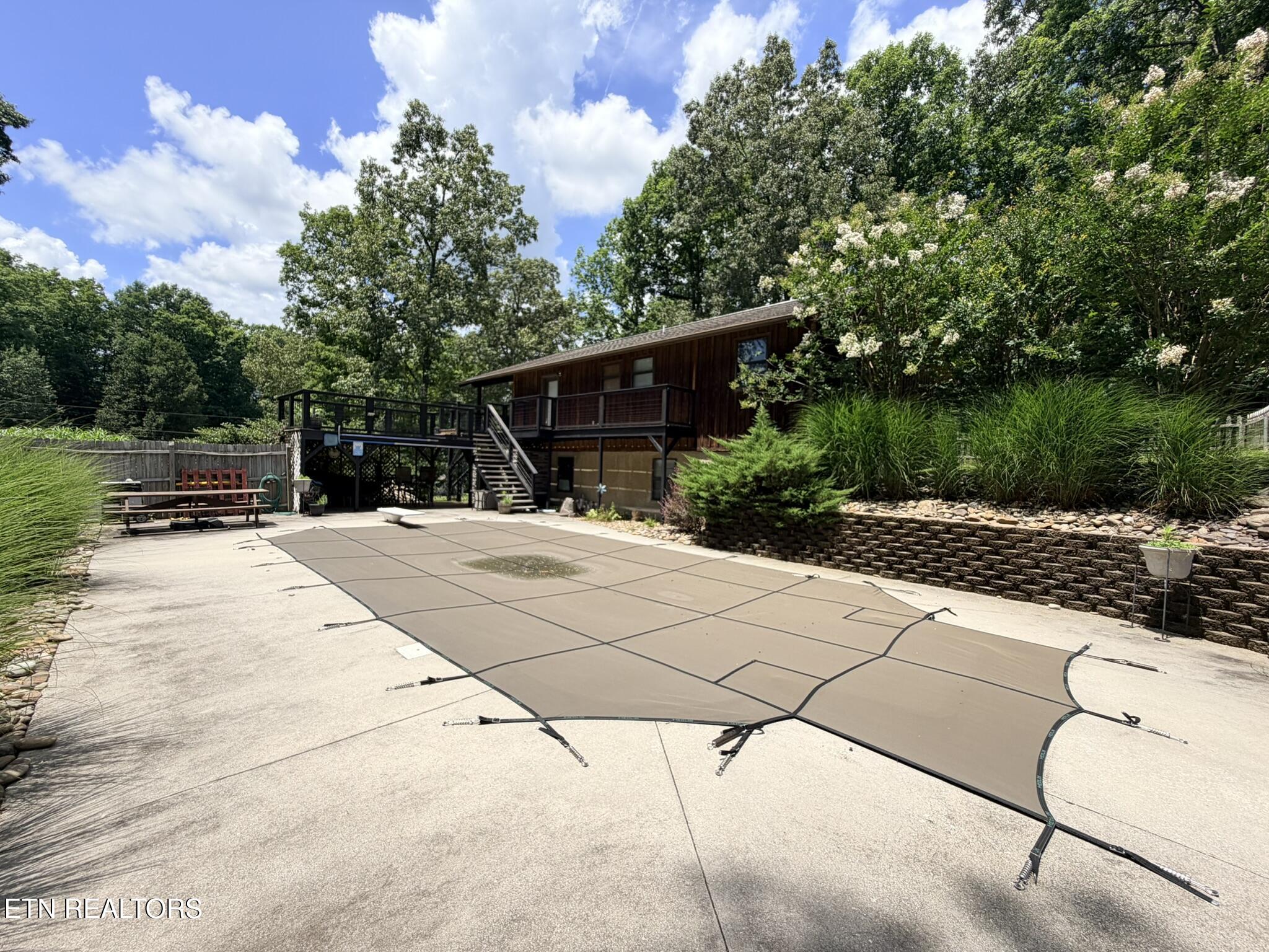 162 Coffee Drive Helenwood TN 37755