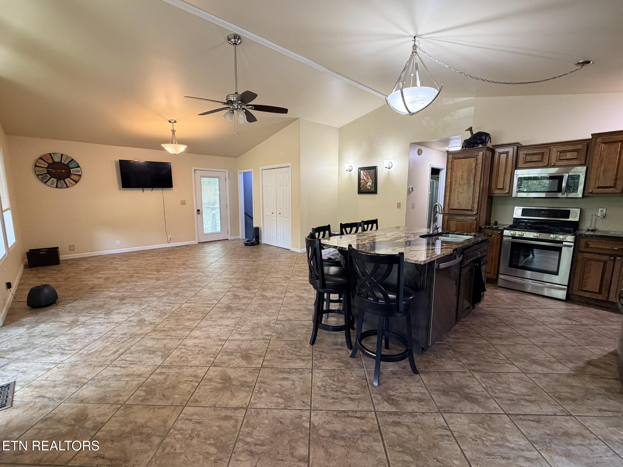 162 Coffee Drive Helenwood TN 37755