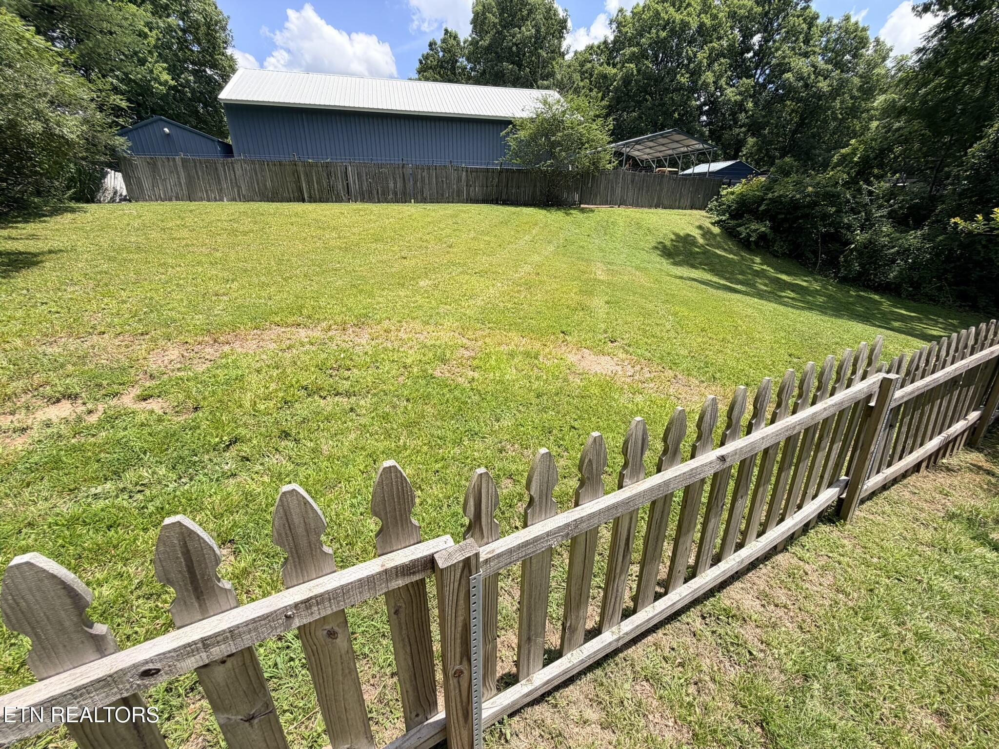 162 Coffee Drive Helenwood TN 37755