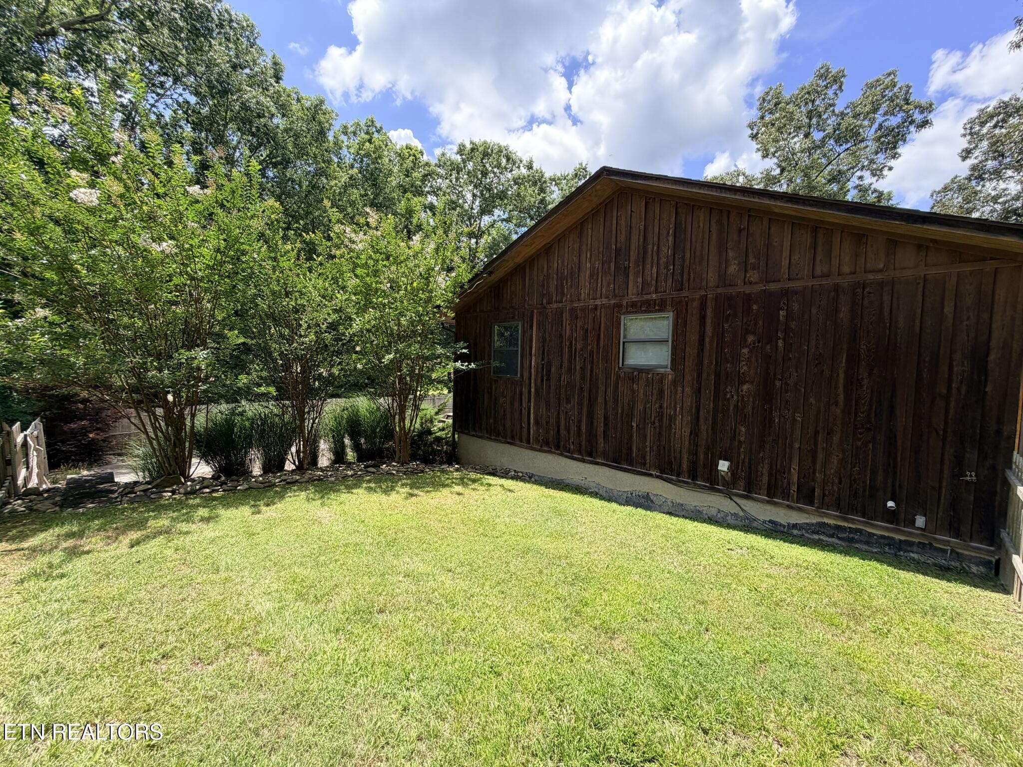 162 Coffee Drive Helenwood TN 37755