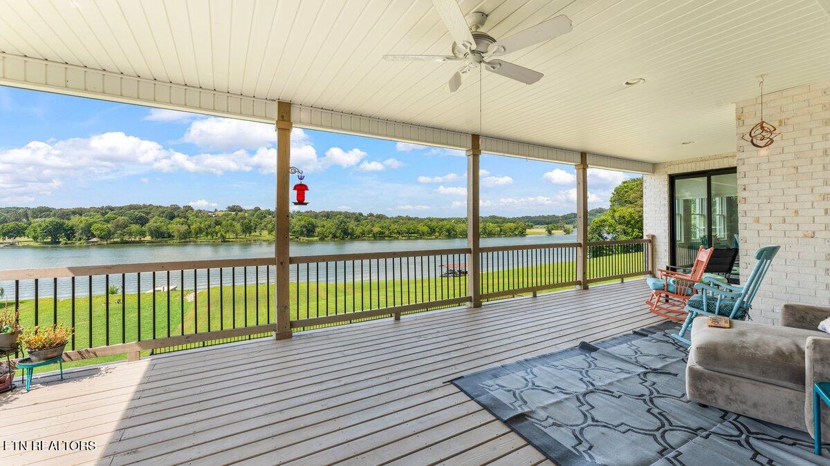 560 Silent River Lane Loudon TN 37774
