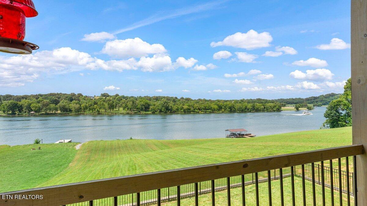 560 Silent River Lane Loudon TN 37774