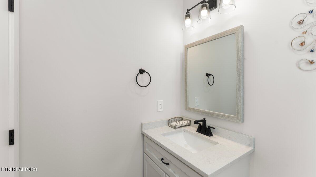 560 Silent River Lane Loudon TN 37774