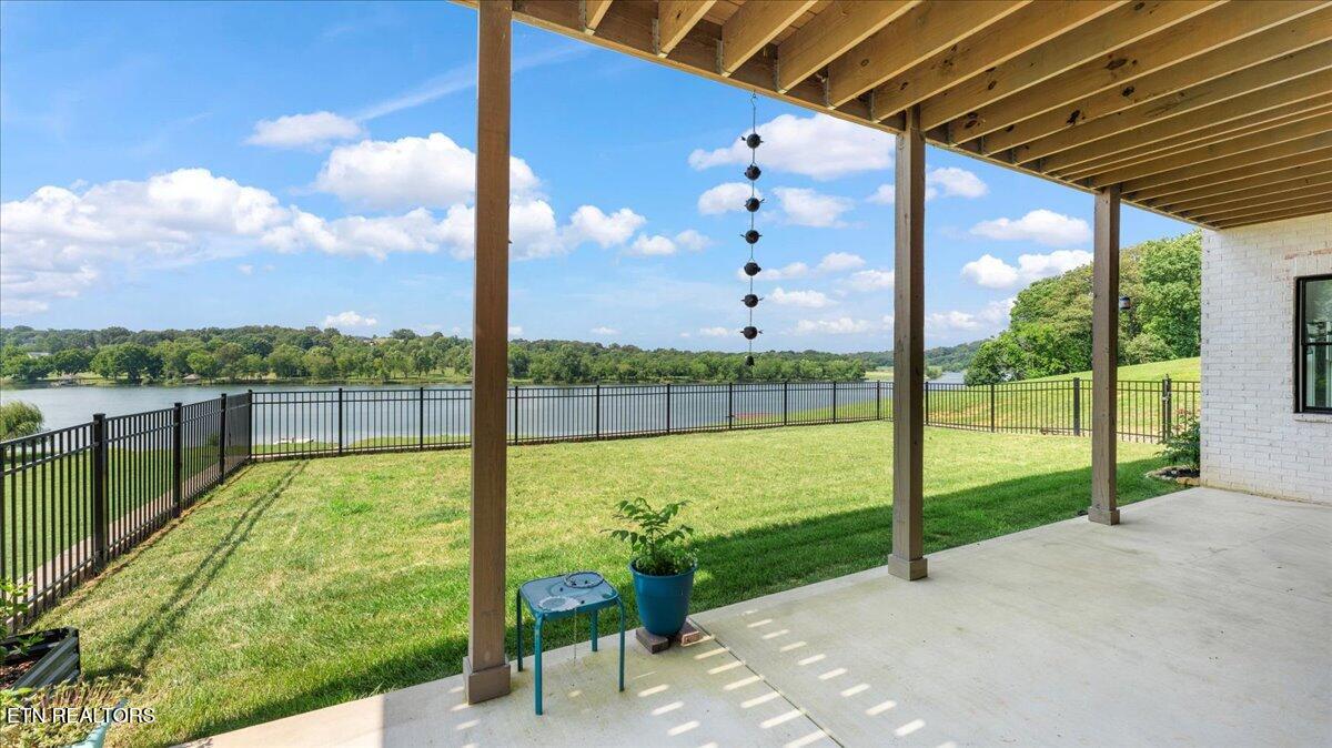 560 Silent River Lane Loudon TN 37774
