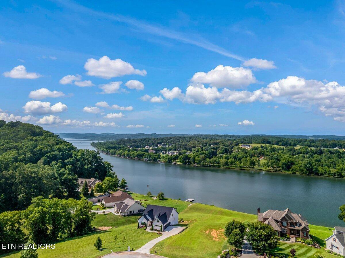 560 Silent River Lane Loudon TN 37774